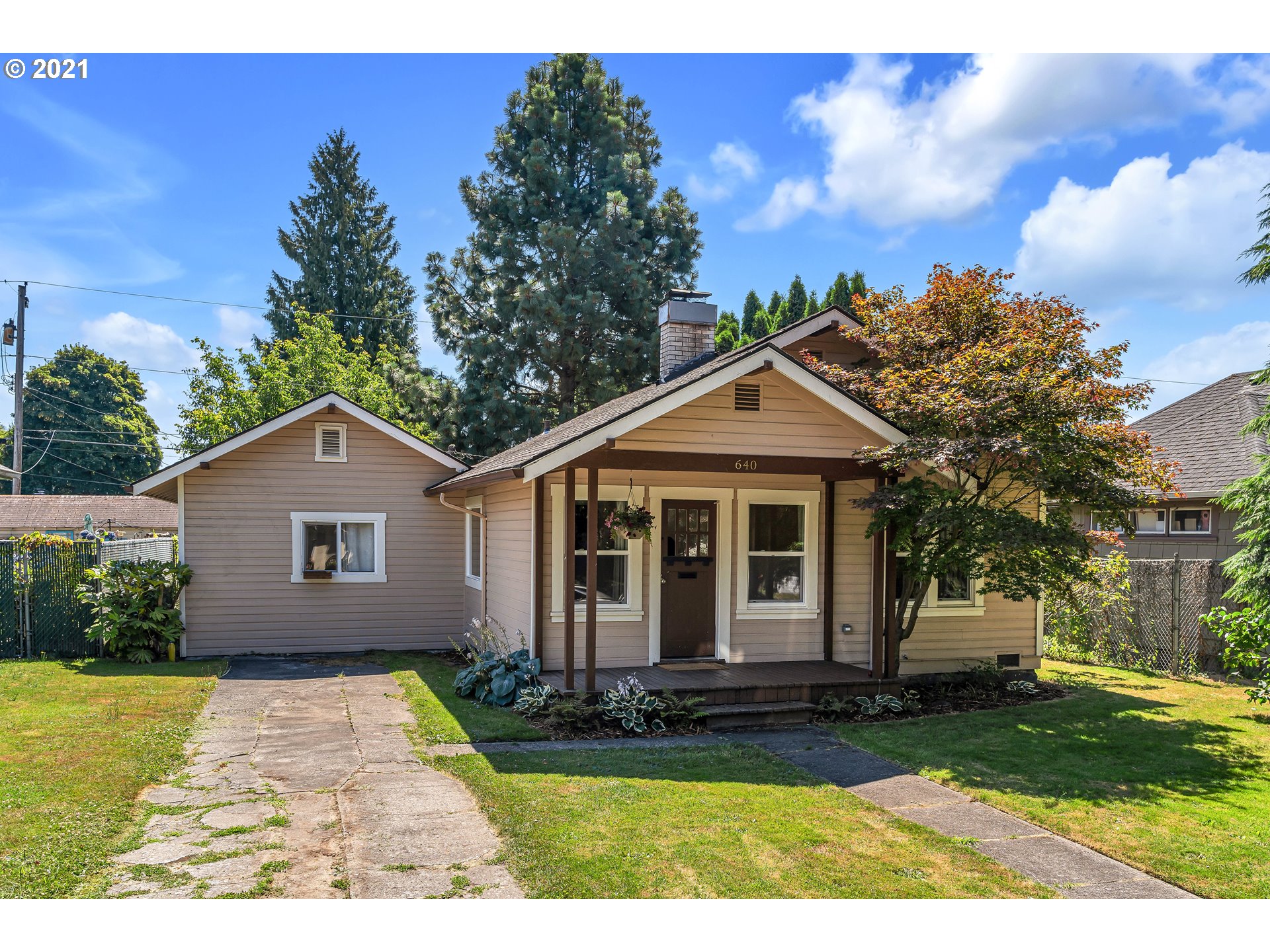 640 22ND AVE (1 of 30)