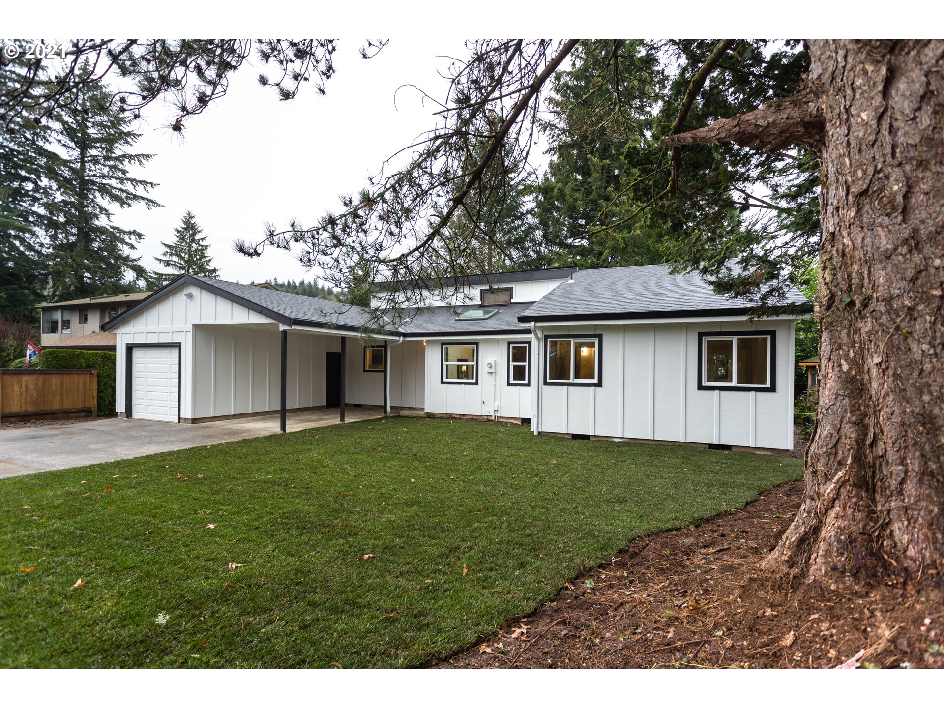 6830 SE 135TH AVE (1 of 17)