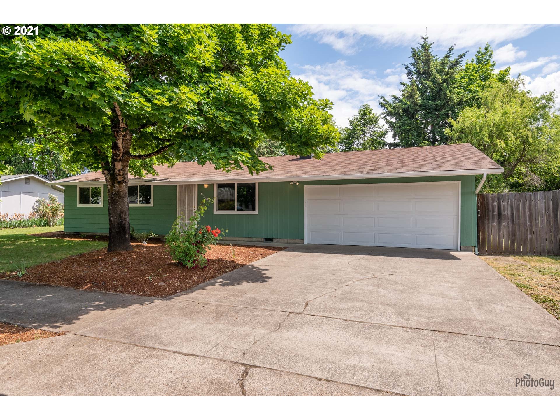 419 S 43rd PL (1 of 27)