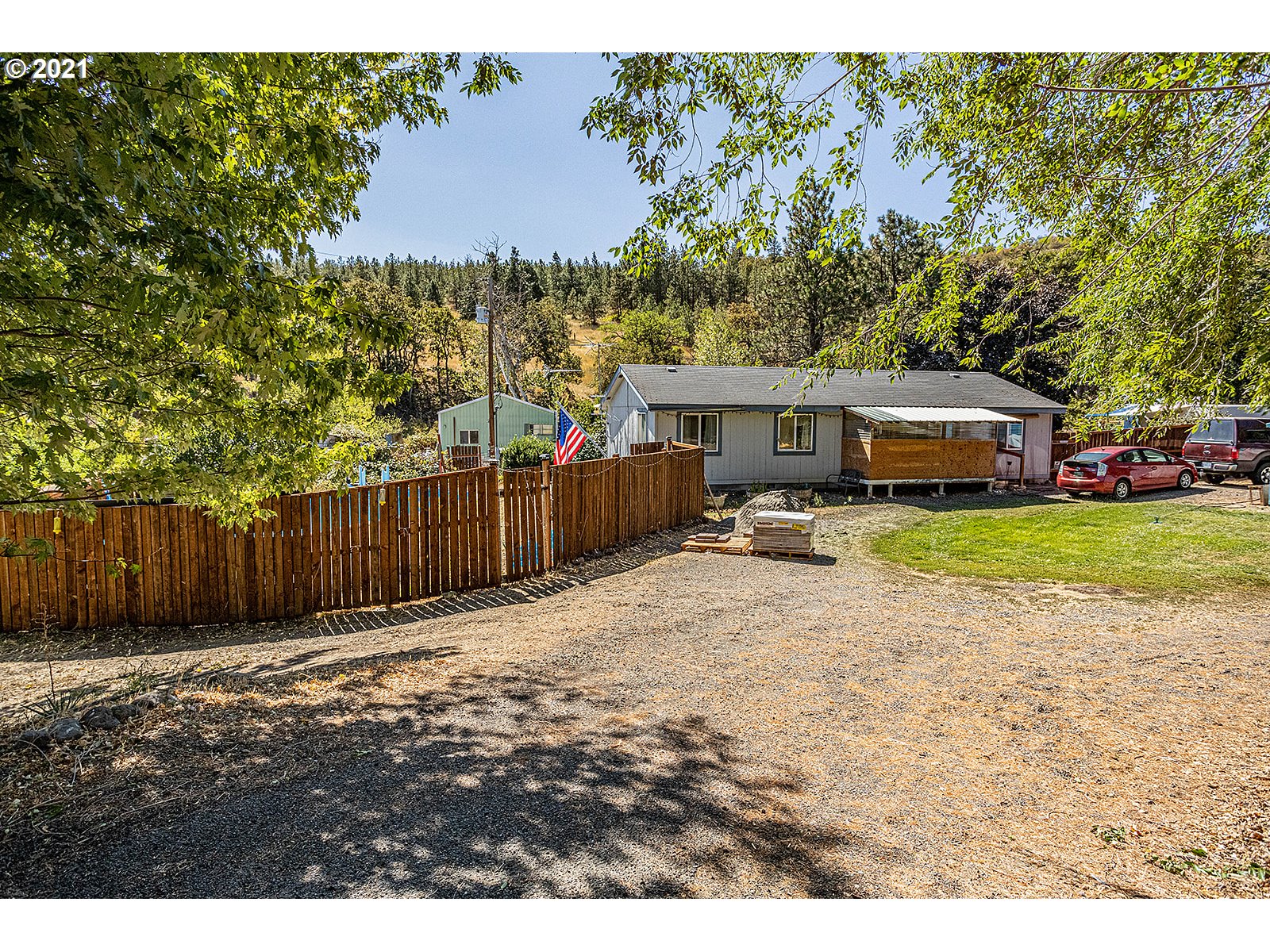 5960 CHENOWITH RD (1 of 32)