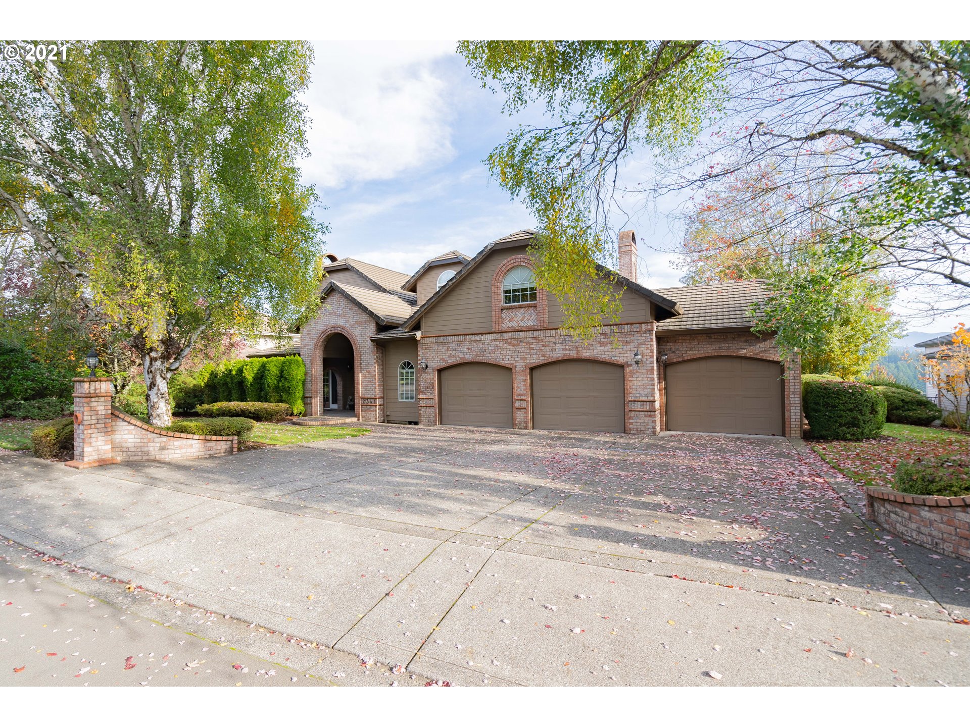 2341 NW WALDEN DR (1 of 32)