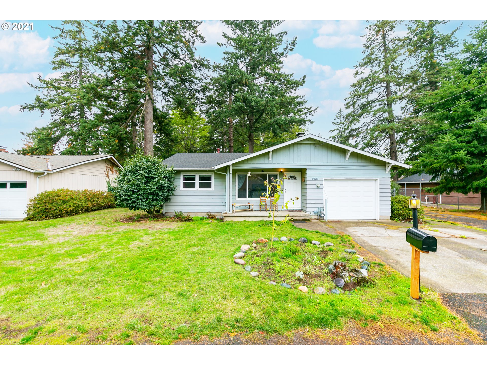 3031 SE 129TH AVE (1 of 32)