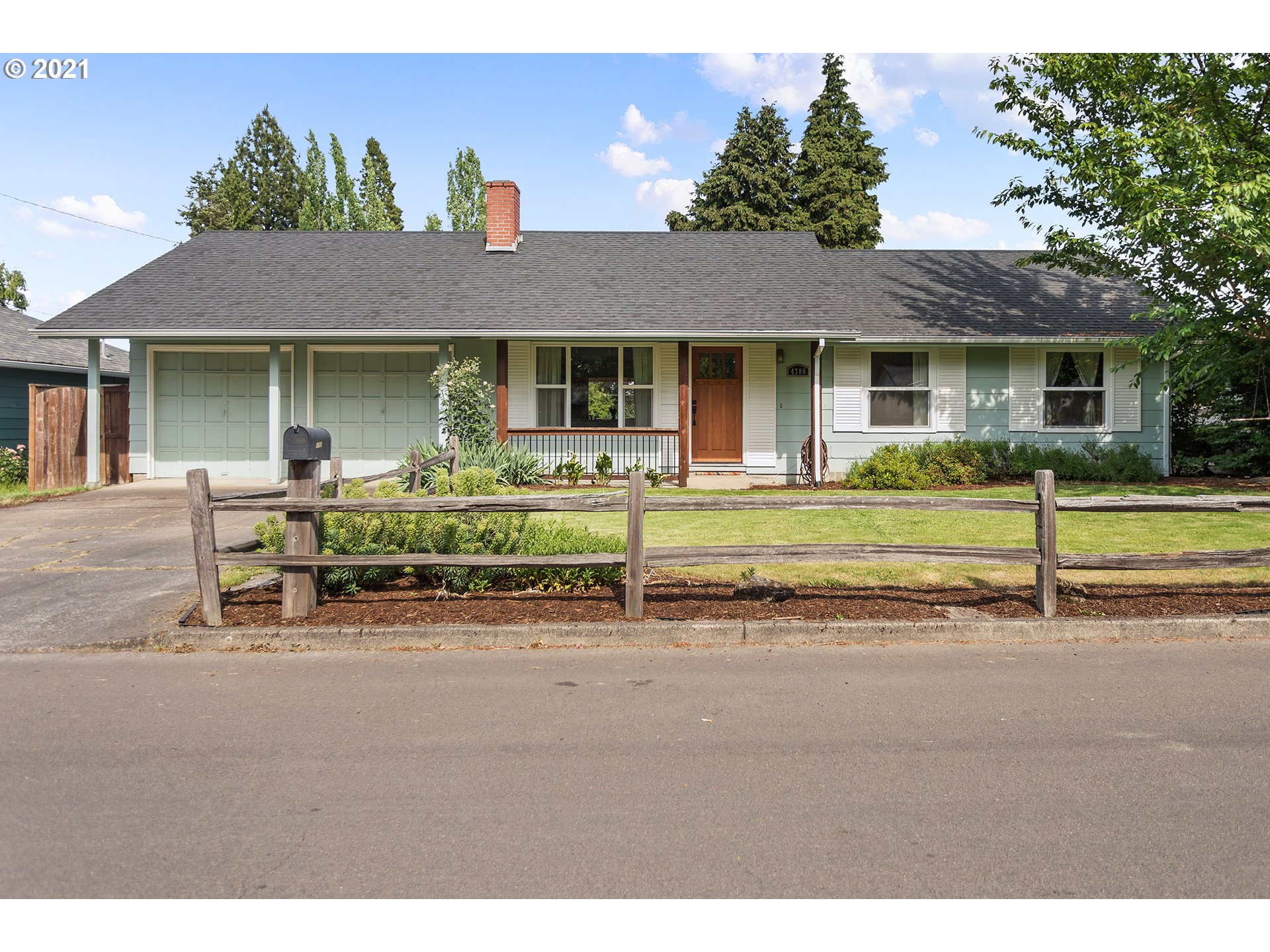 4700 SW 182ND AVE (1 of 30)