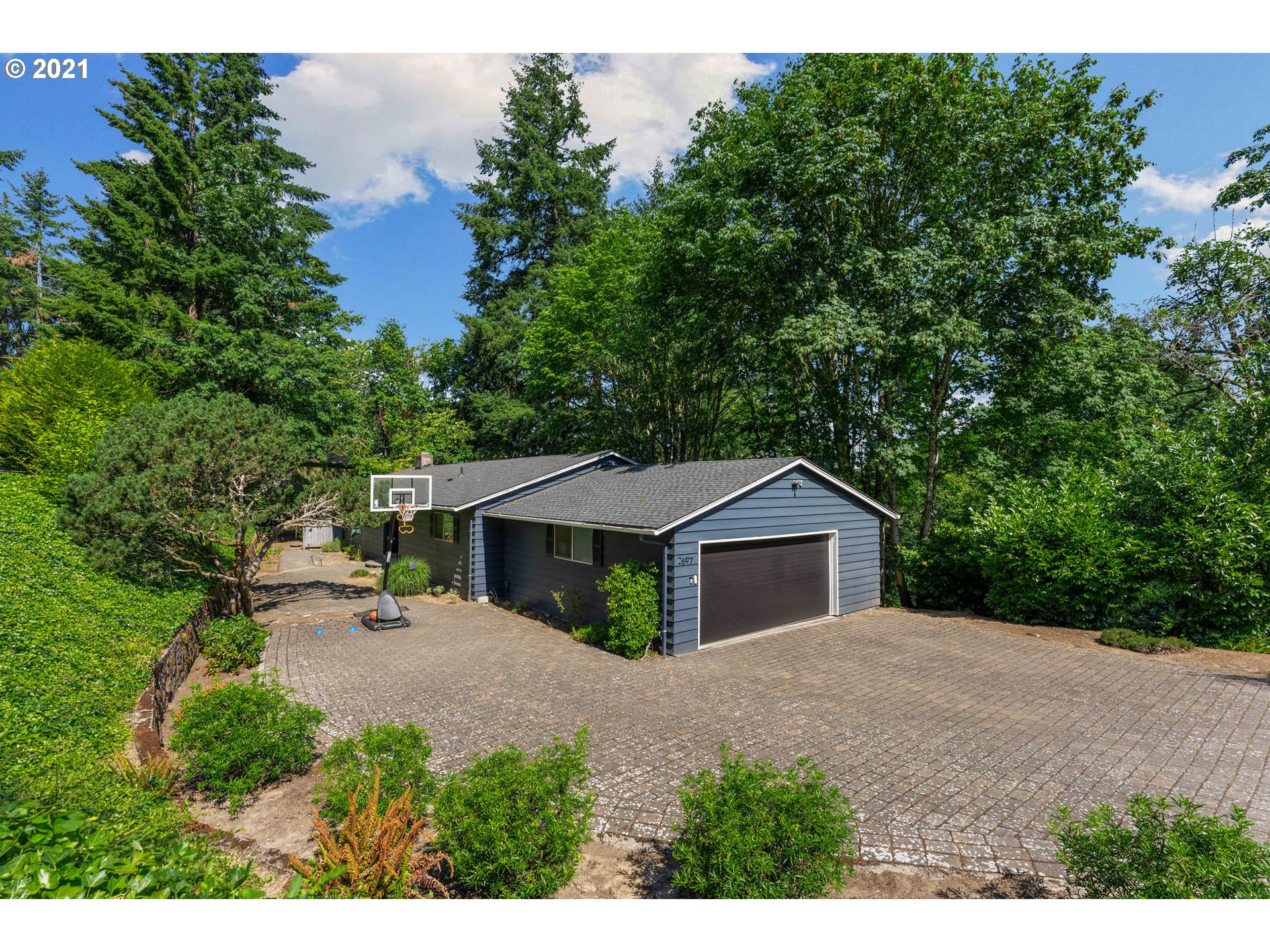 2697 LOOKOUT CT (1 of 27)