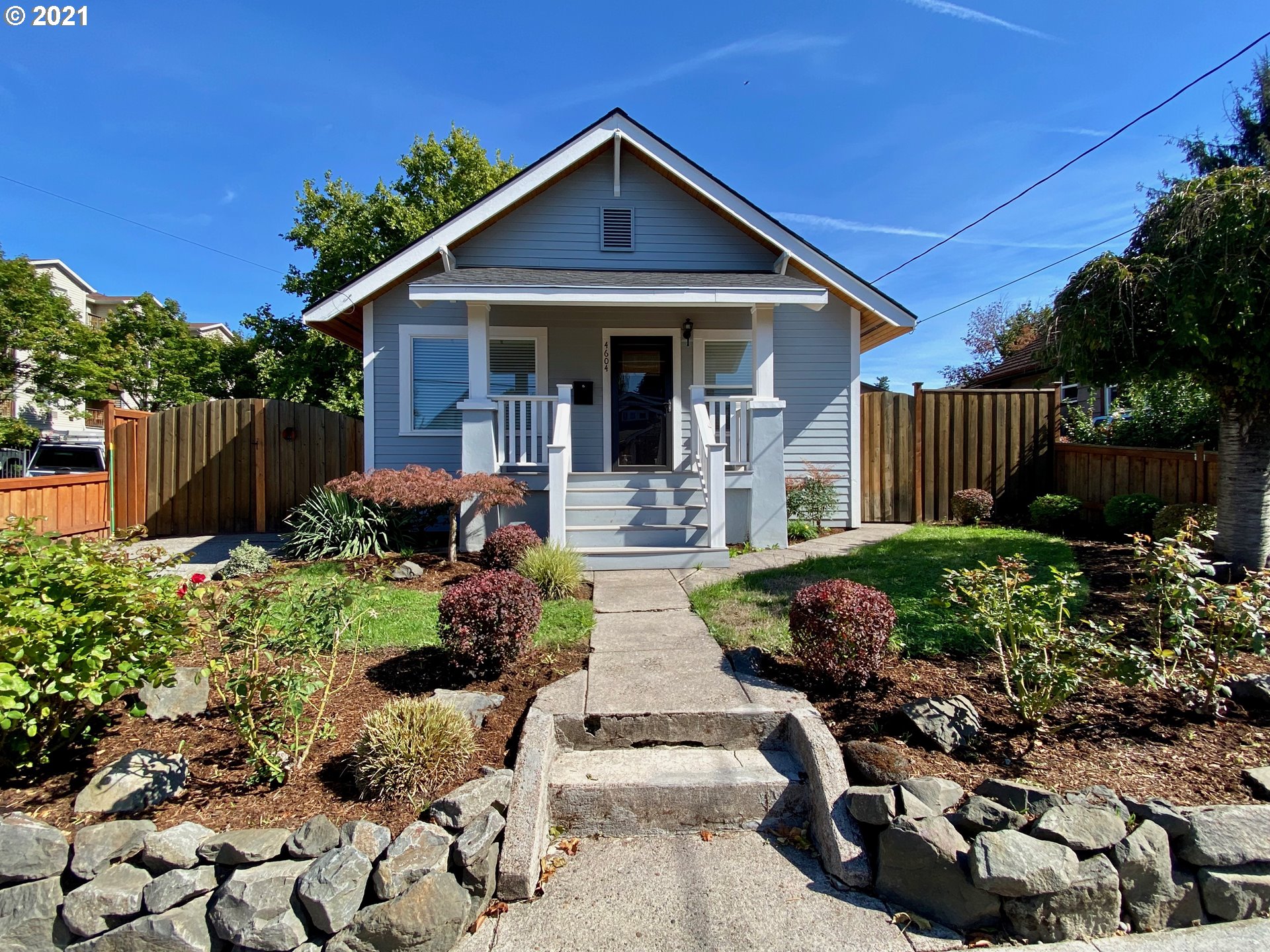 4604 SE 30TH AVE (1 of 32)