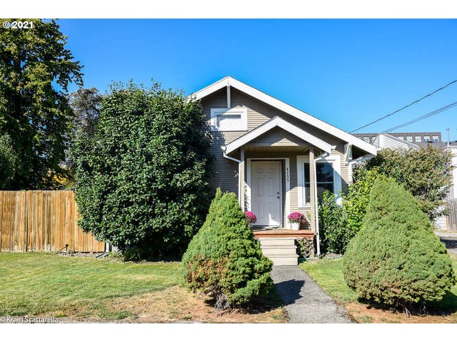 4755 SW PACIFIC AVE (1 of 32)