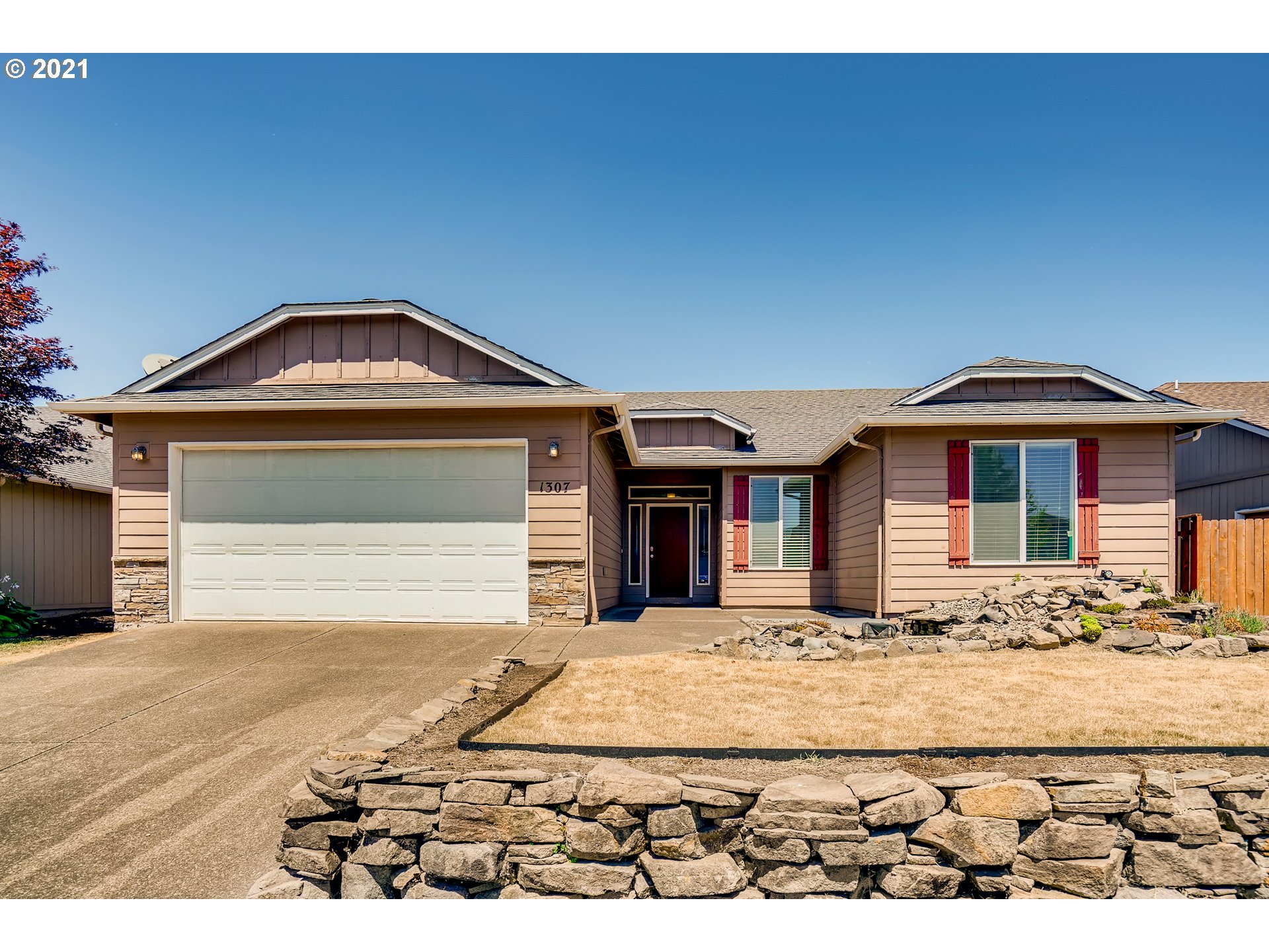 1307 MT VIEW LN (1 of 32)