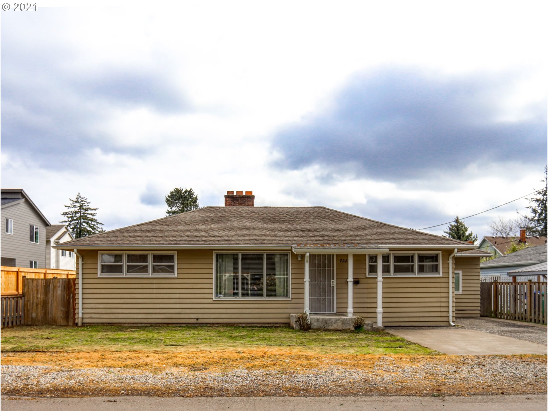 7222 SE 68TH AVE (1 of 32)