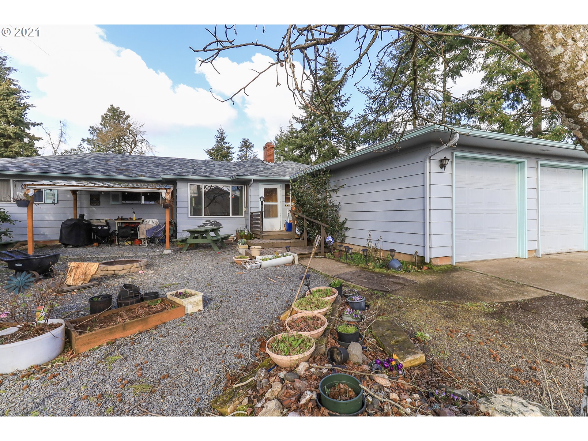 1188 S END RD (1 of 26)