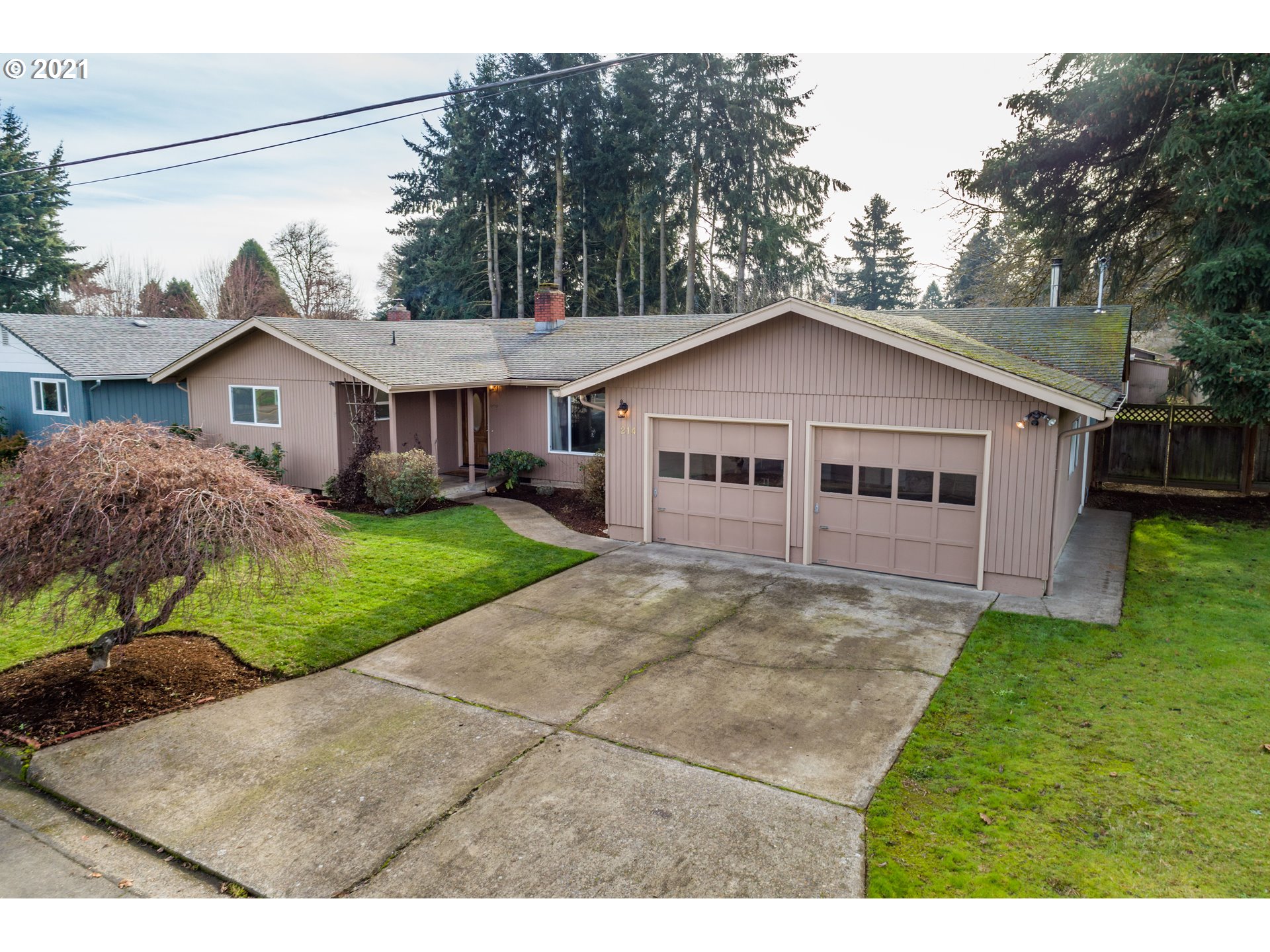 214 GRIZZLY AVE (1 of 32)