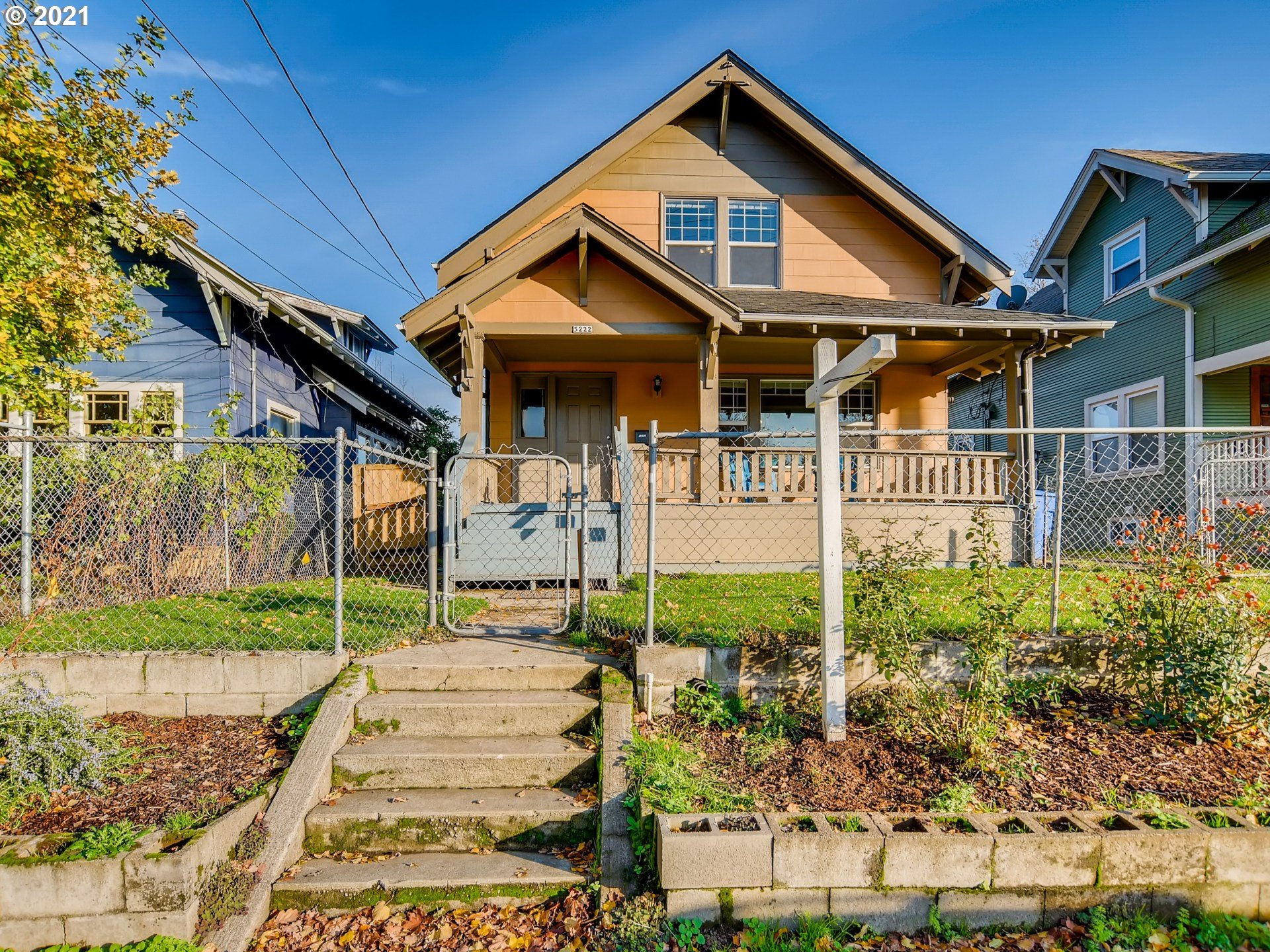 5222 SE 17TH AVE (1 of 27)
