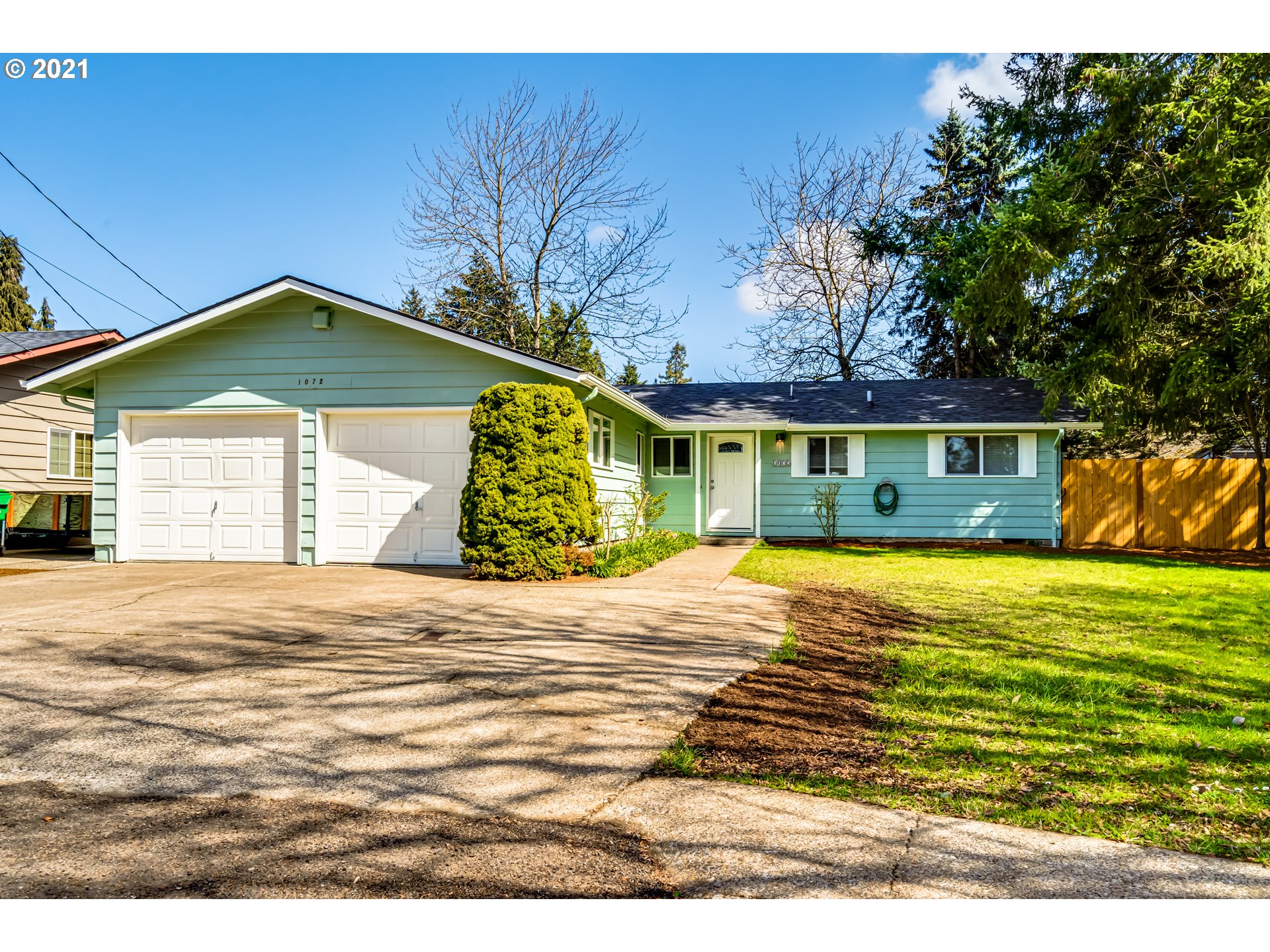 1072 MACLAY DR (1 of 29)