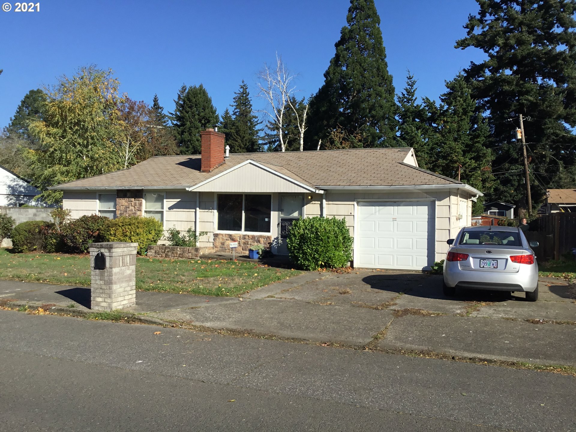 2042 SE 112TH AVE (1 of 22)