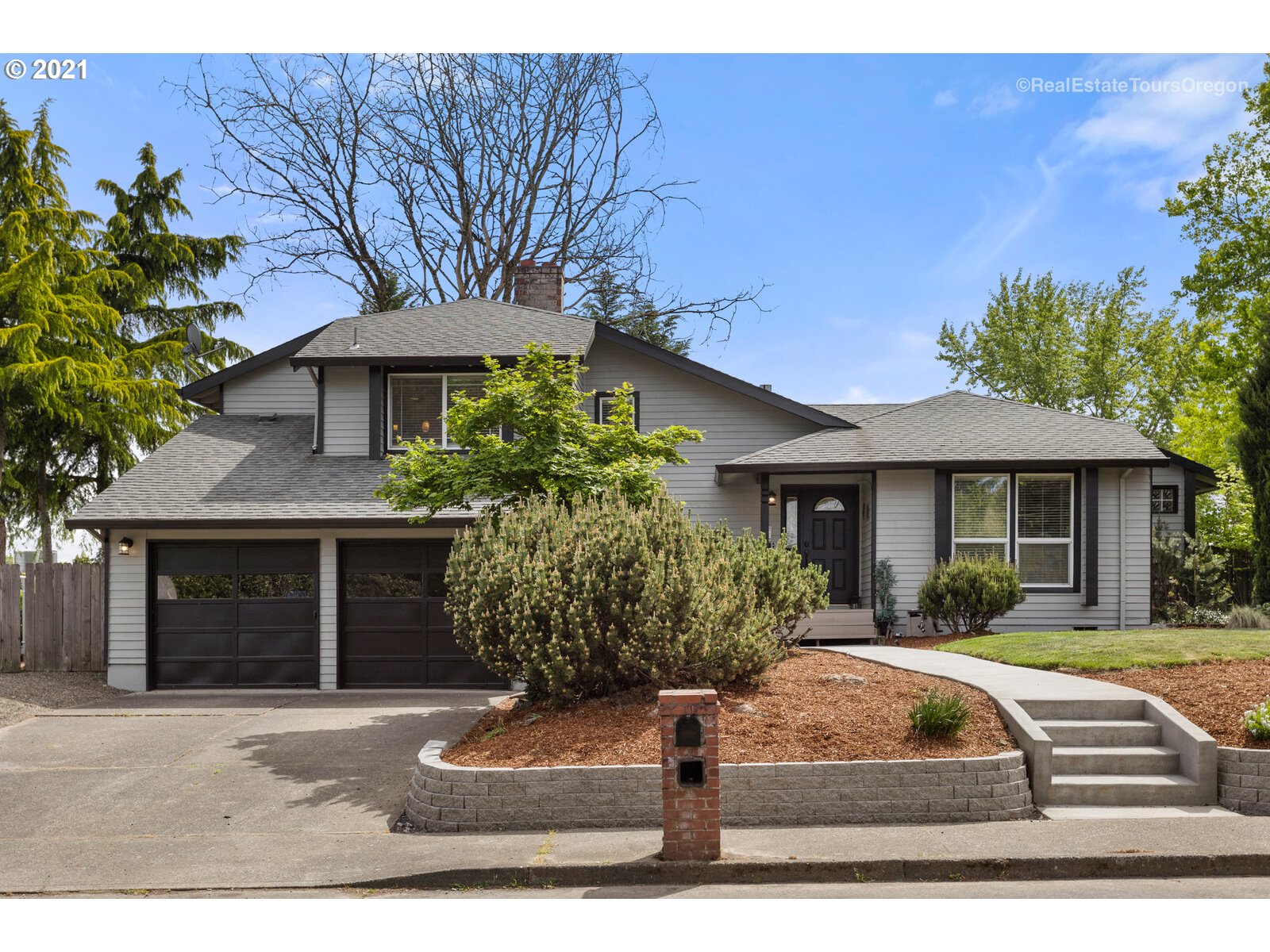 2788 SE 12TH AVE (1 of 30)