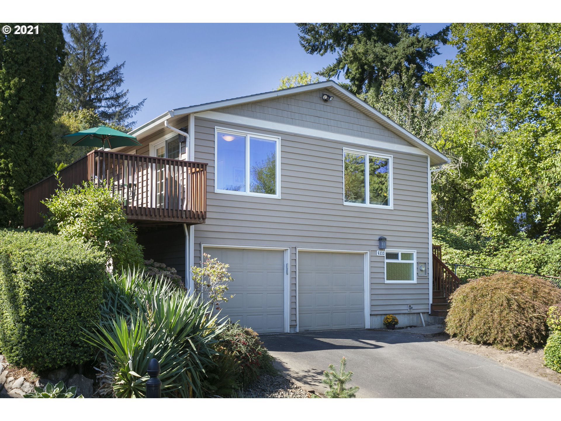 6333 SW 34TH AVE (1 of 32)