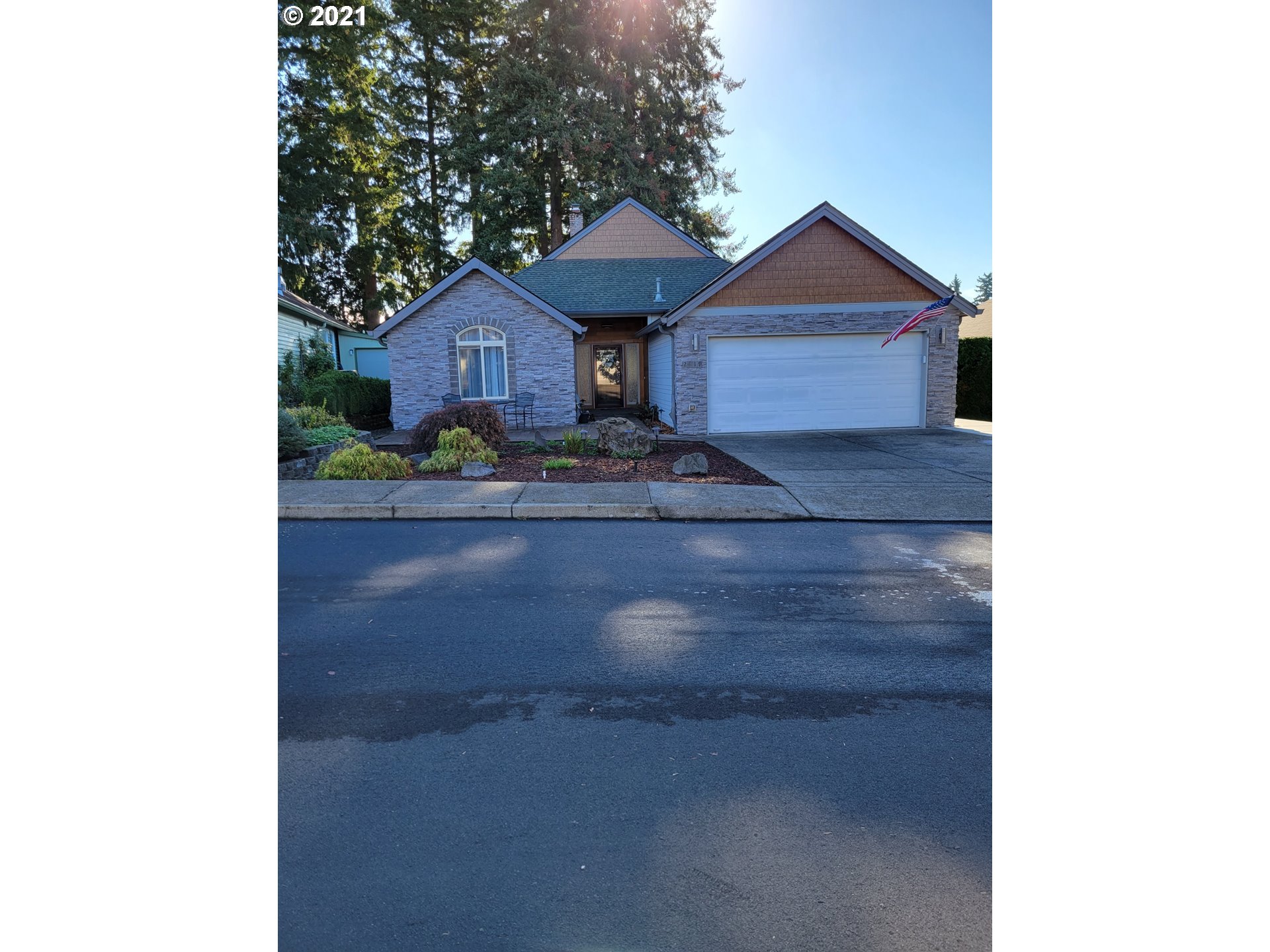 2919 SE 160TH AVE (1 of 13)