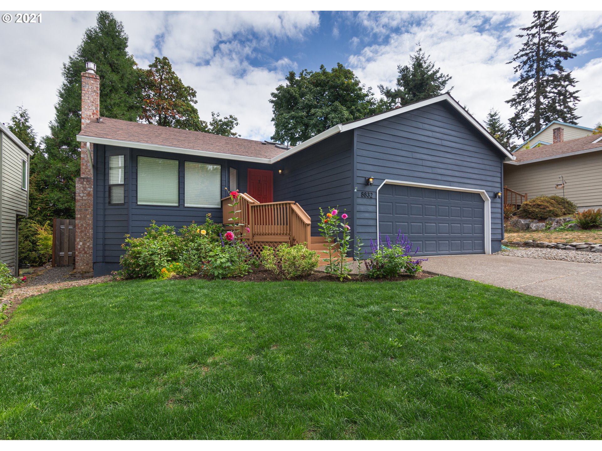 8832 SW 50TH AVE (1 of 31)