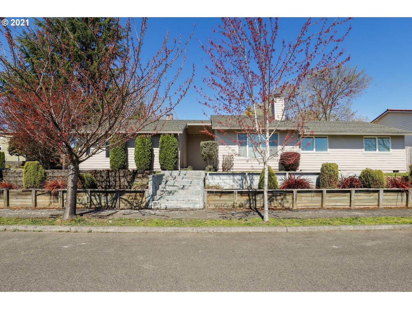 2230 SE 60TH AVE (1 of 23)