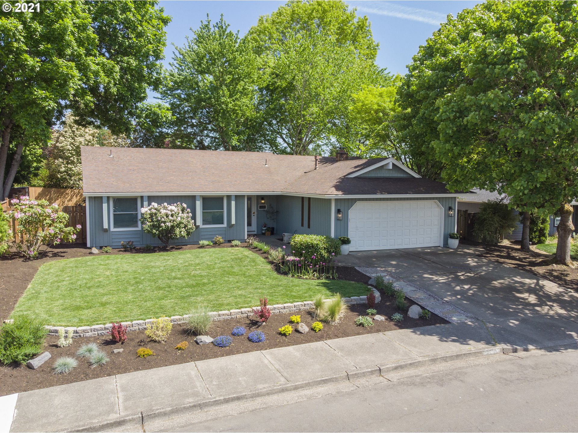 5690 SW 163RD AVE (1 of 31)
