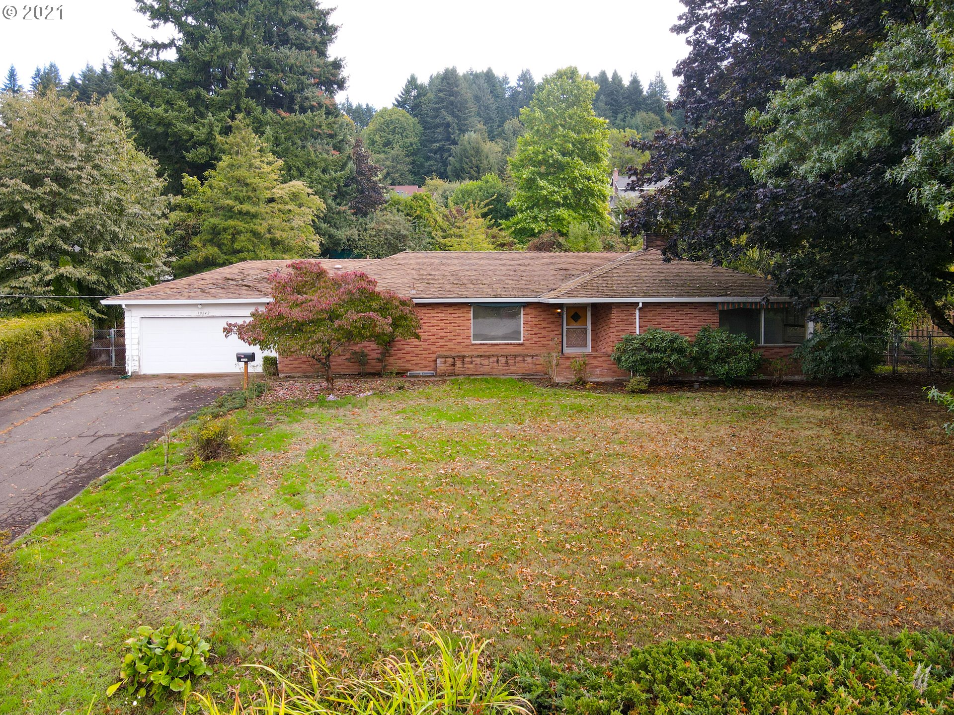 10242 SE 145TH AVE (1 of 32)