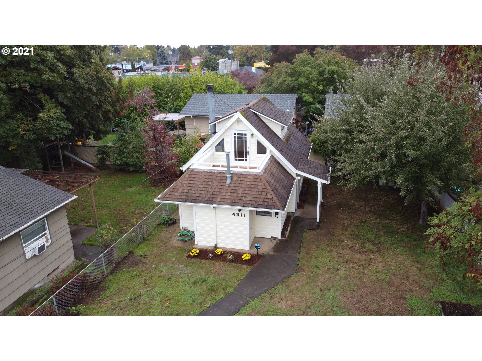 4811 SE 84TH AVE (1 of 22)