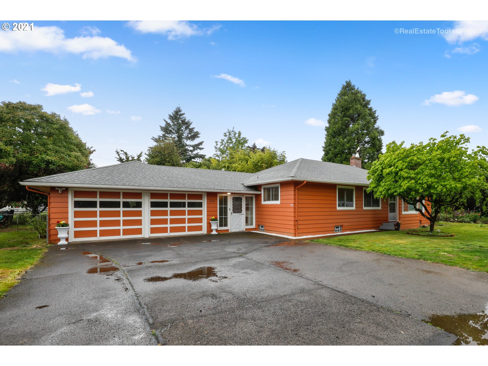 5421 SE 136TH AVE (1 of 32)