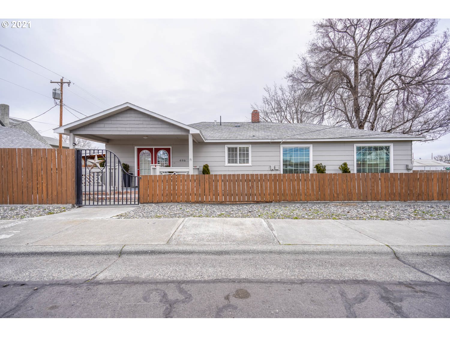 496 W ORCHARD AVE (1 of 26)