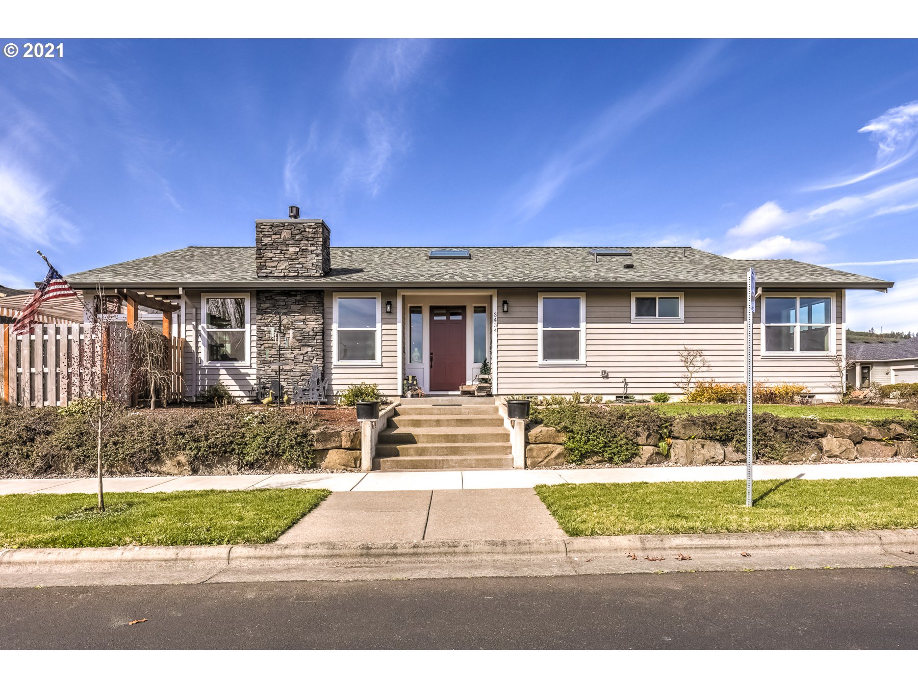 3434 SPUR ST (1 of 28)