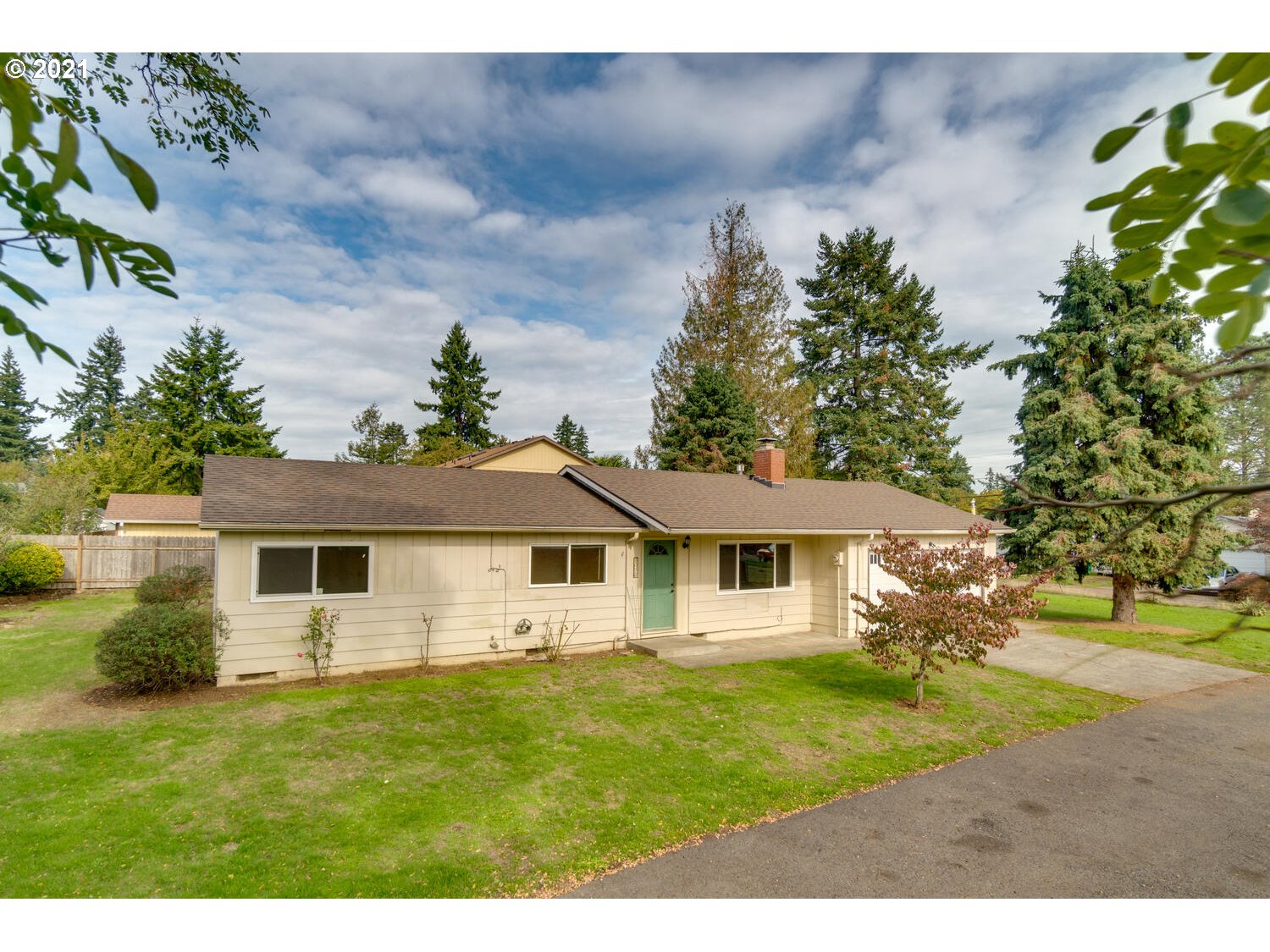 5032 SE 113TH AVE (1 of 31)