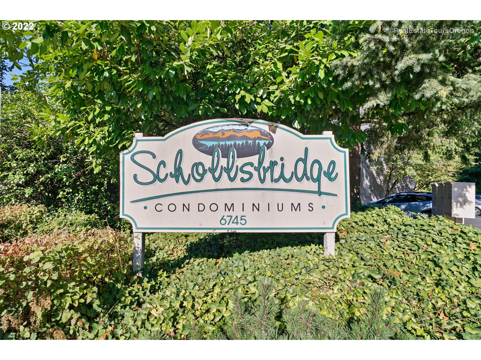 More Details about MLS # 22193567 : 6745 SW SCHOLLS FERRY RD 35