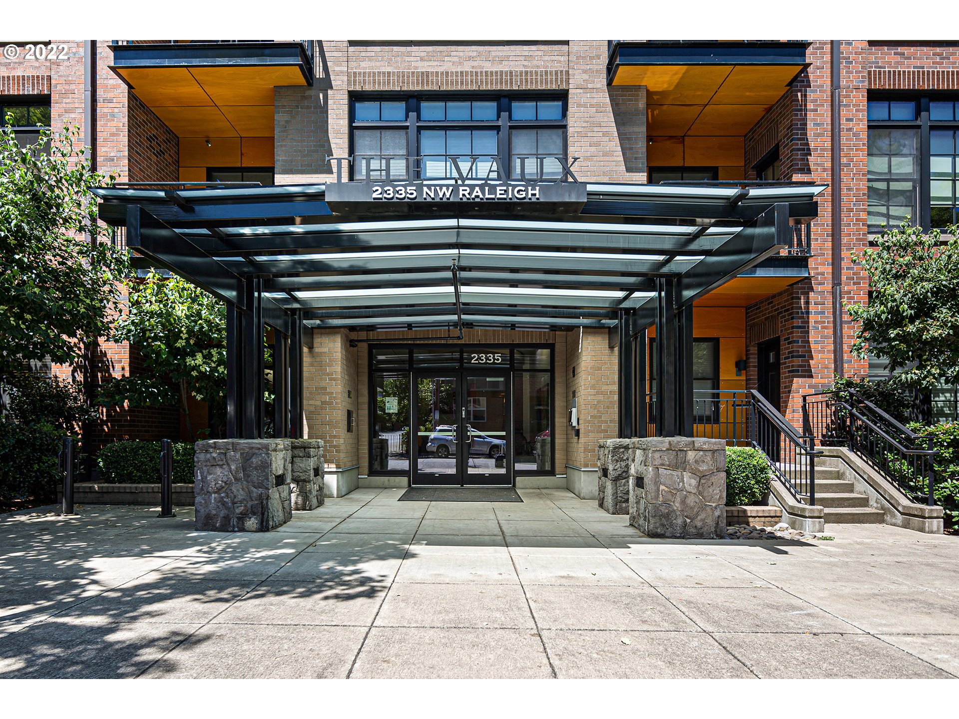 Browse Active NORTHWEST DISTRICT Condos For Sale