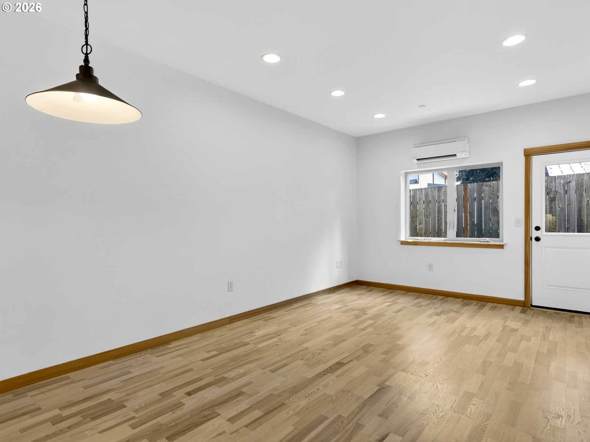 Photo #15: 100291455 Listing: Photo #15