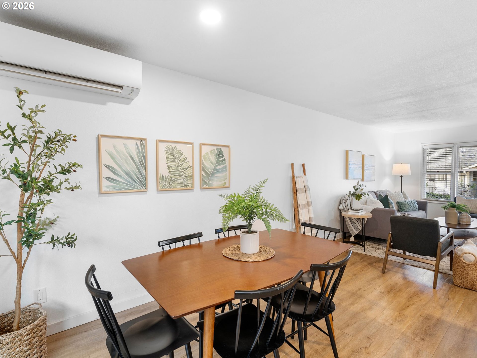 Photo #5: 100460072 Listing: Photo #5