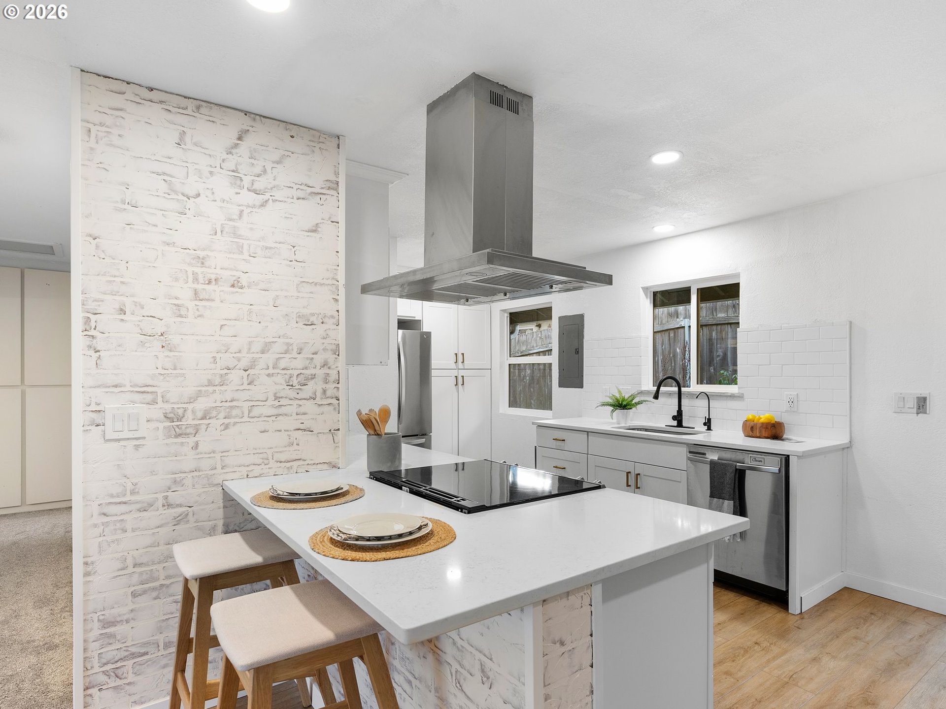 Photo #7: 100460072 Listing: Photo #7