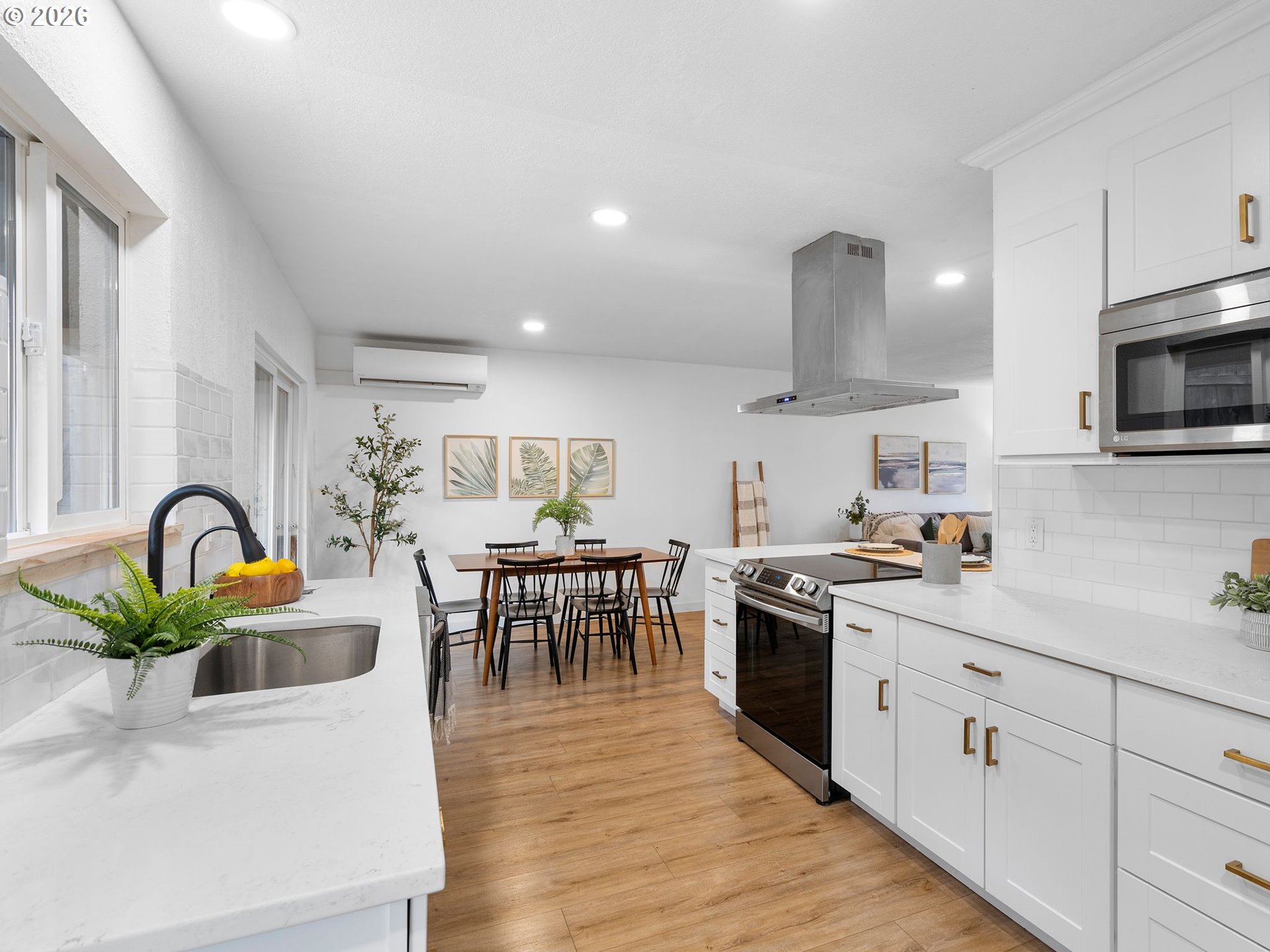 Photo #9: 100460072 Listing: Photo #9