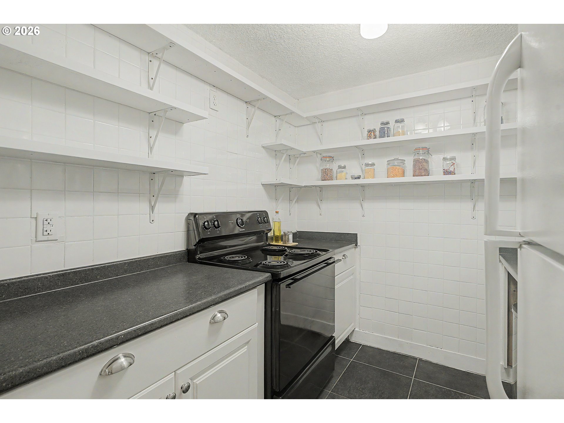 Photo #11: 100491587 Listing: Photo #11