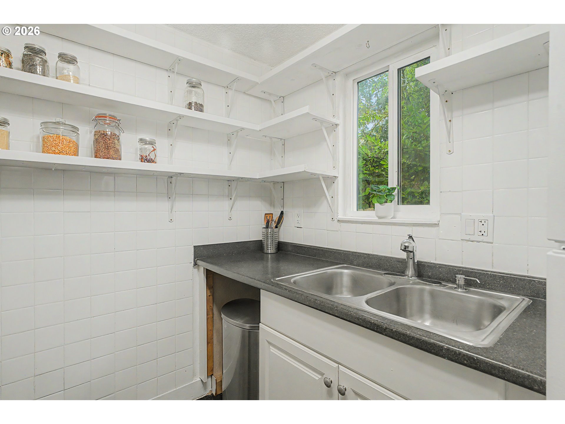 Photo #12: 100491587 Listing: Photo #12