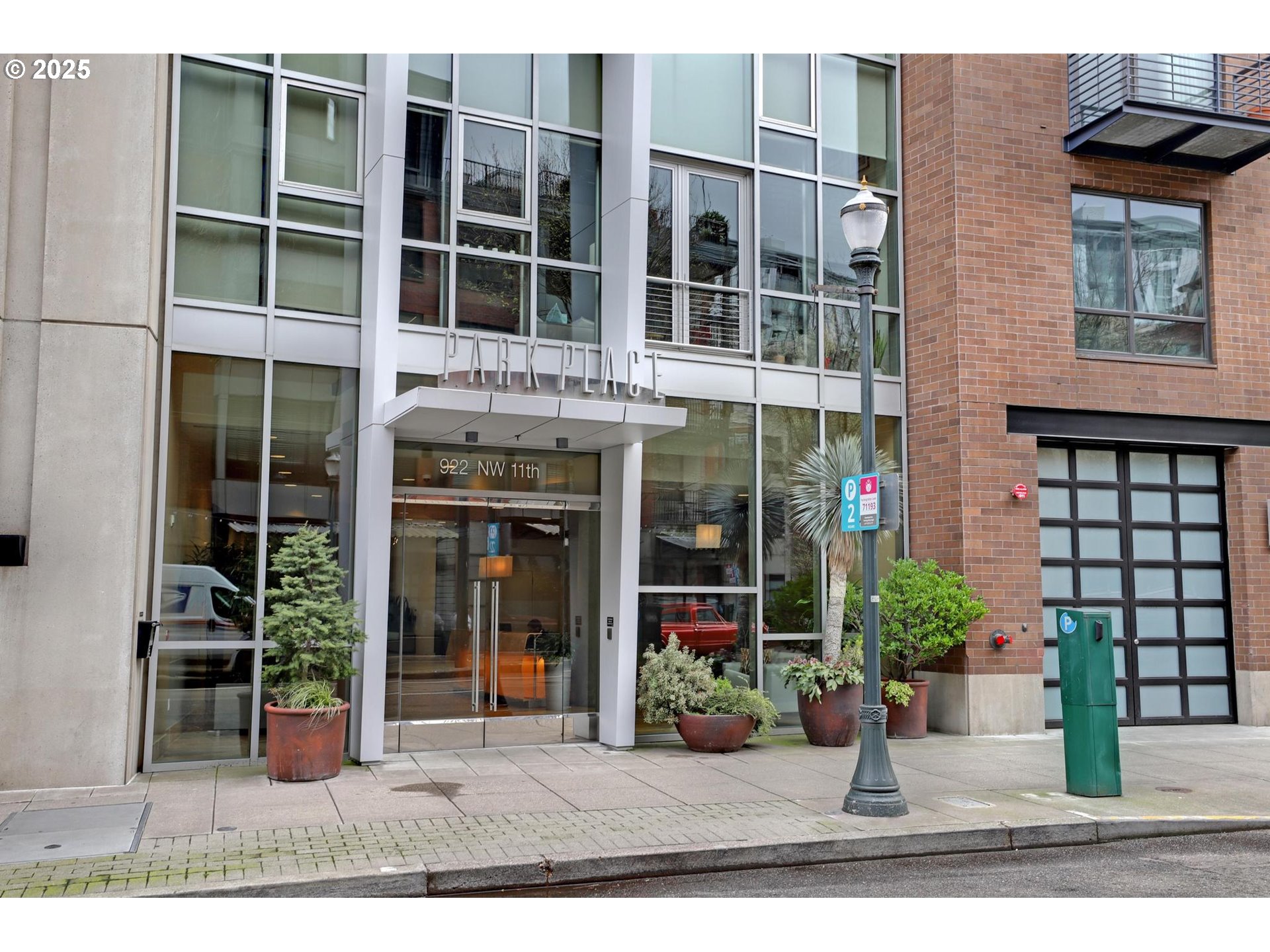 Photo #17: 100987343 Listing: Photo #17