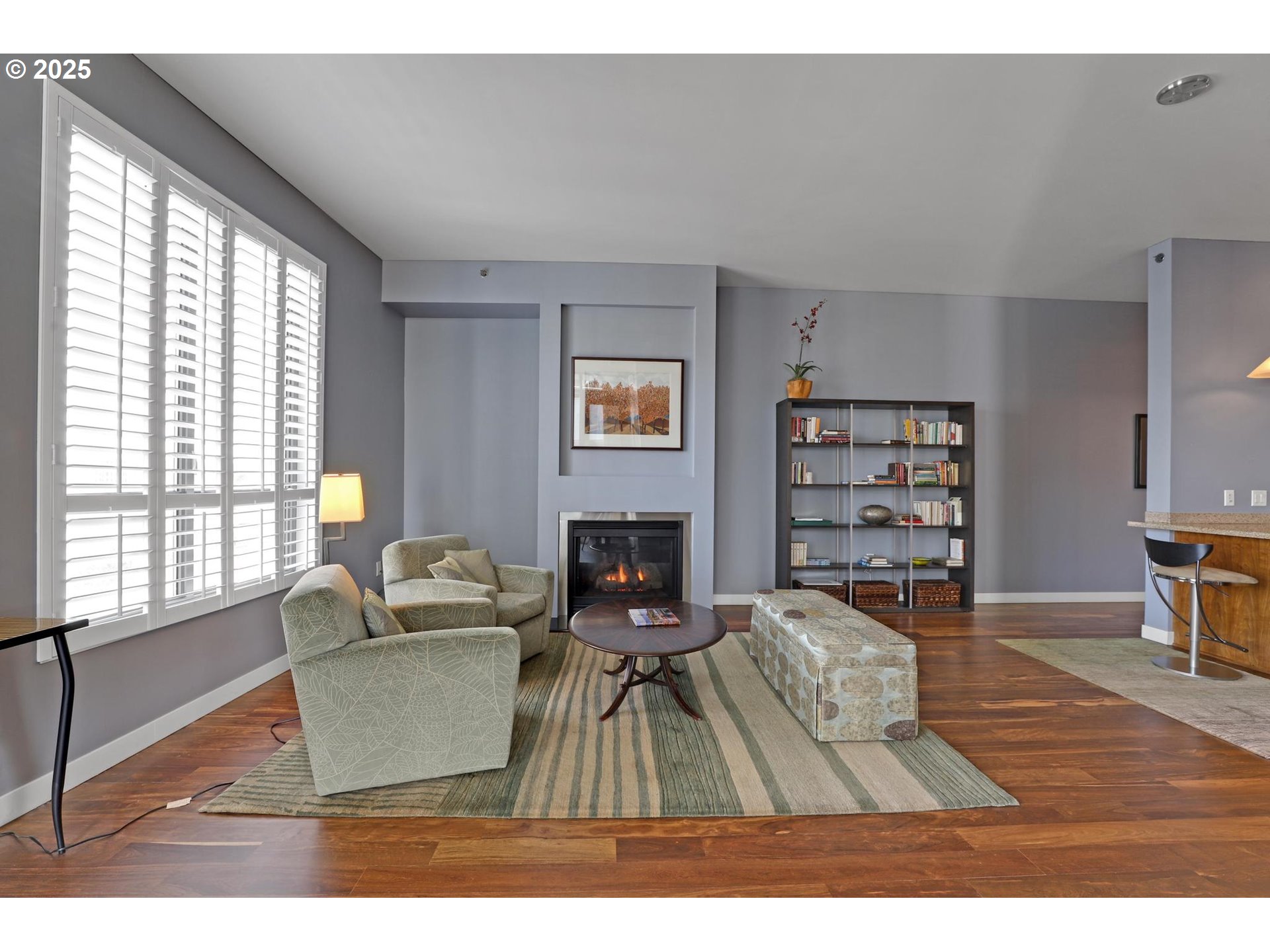 Photo #5: 100987343 Listing: Photo #5