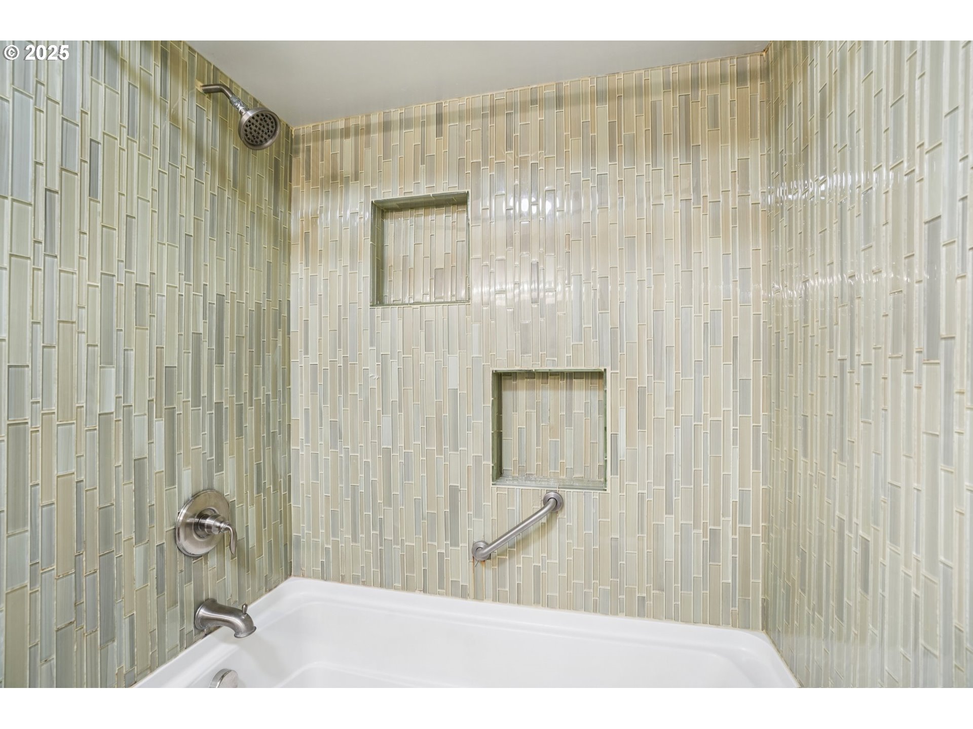 Photo #18: 101607783 Listing: Photo #18