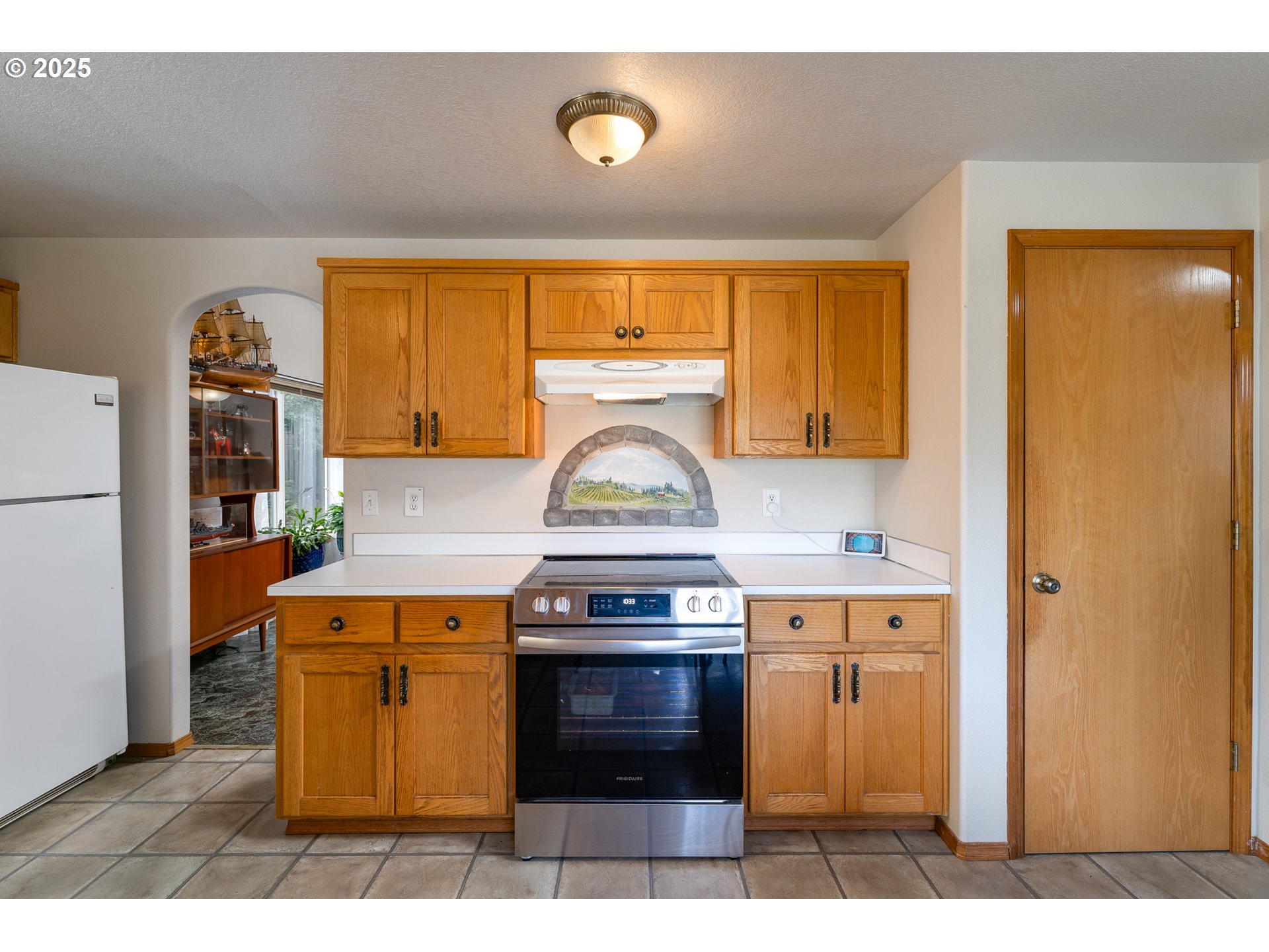 1108 N HADLEY RD, Newberg, OR, 97132