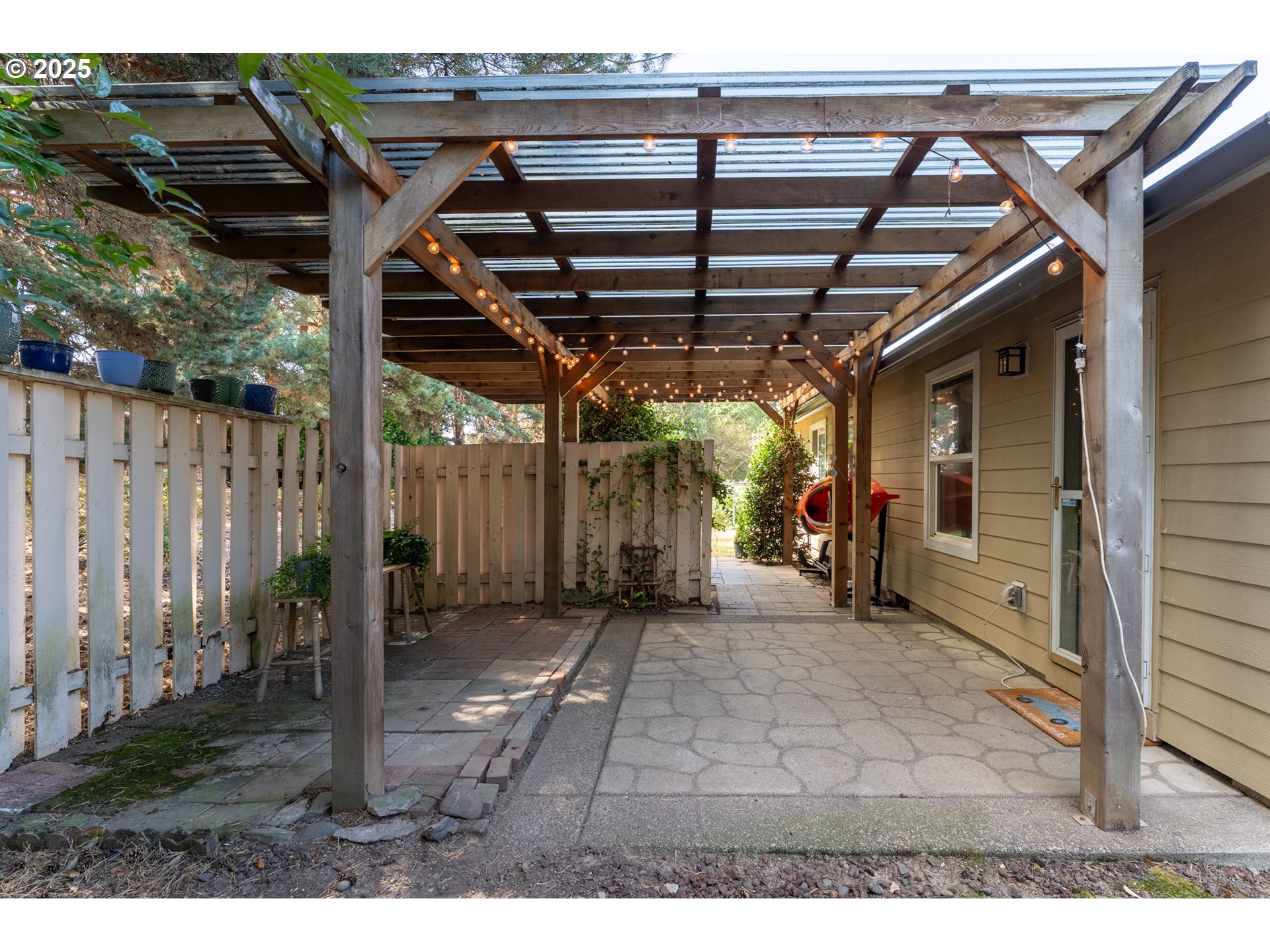 1108 N HADLEY RD, Newberg, OR, 97132