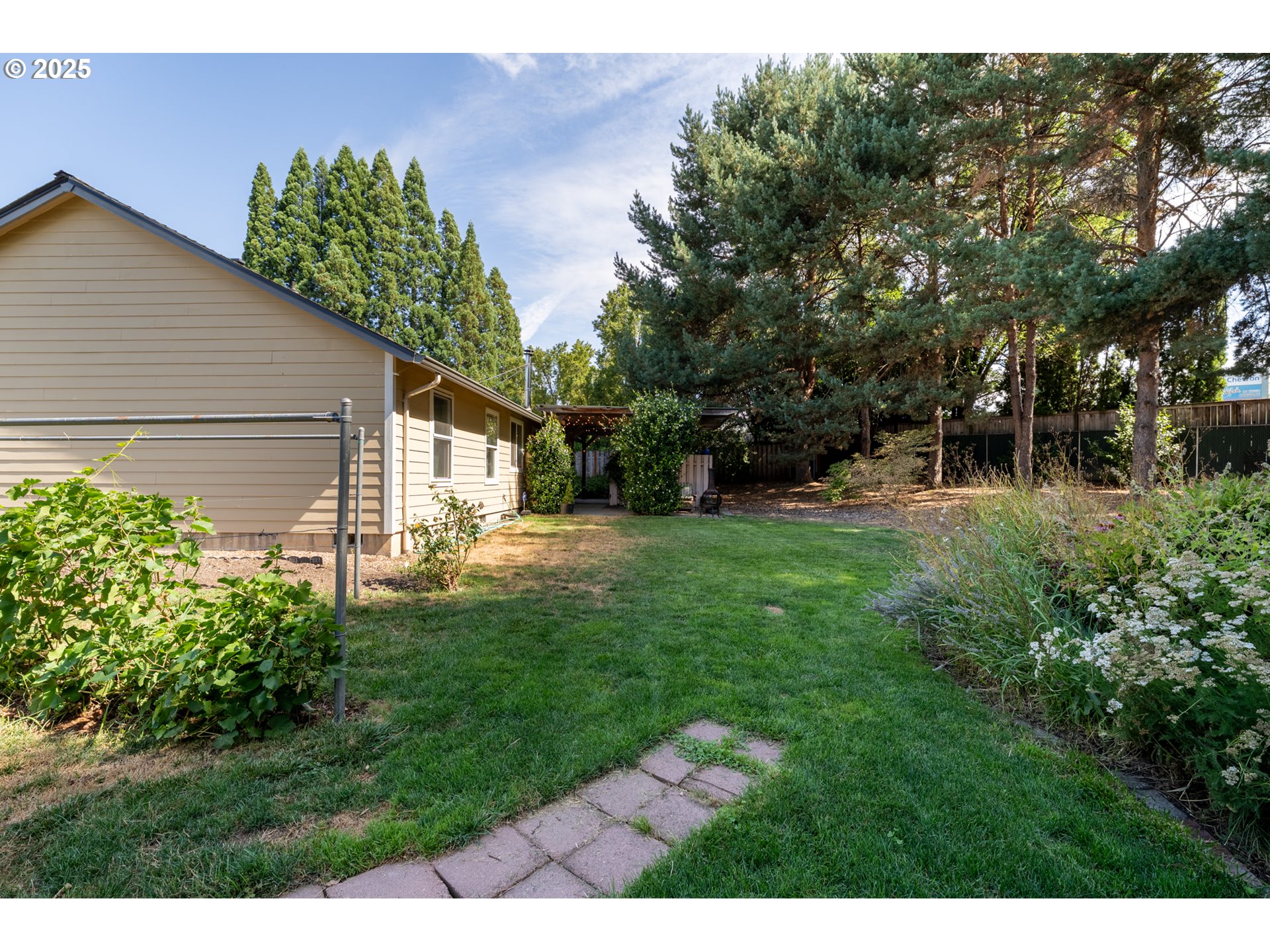 1108 N HADLEY RD, Newberg, OR, 97132