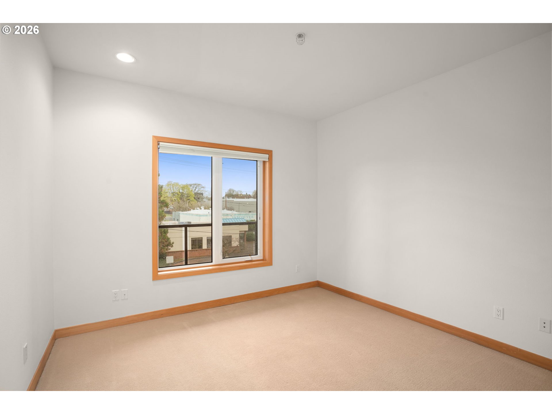 Photo #10: 102324754 Listing: Photo #10