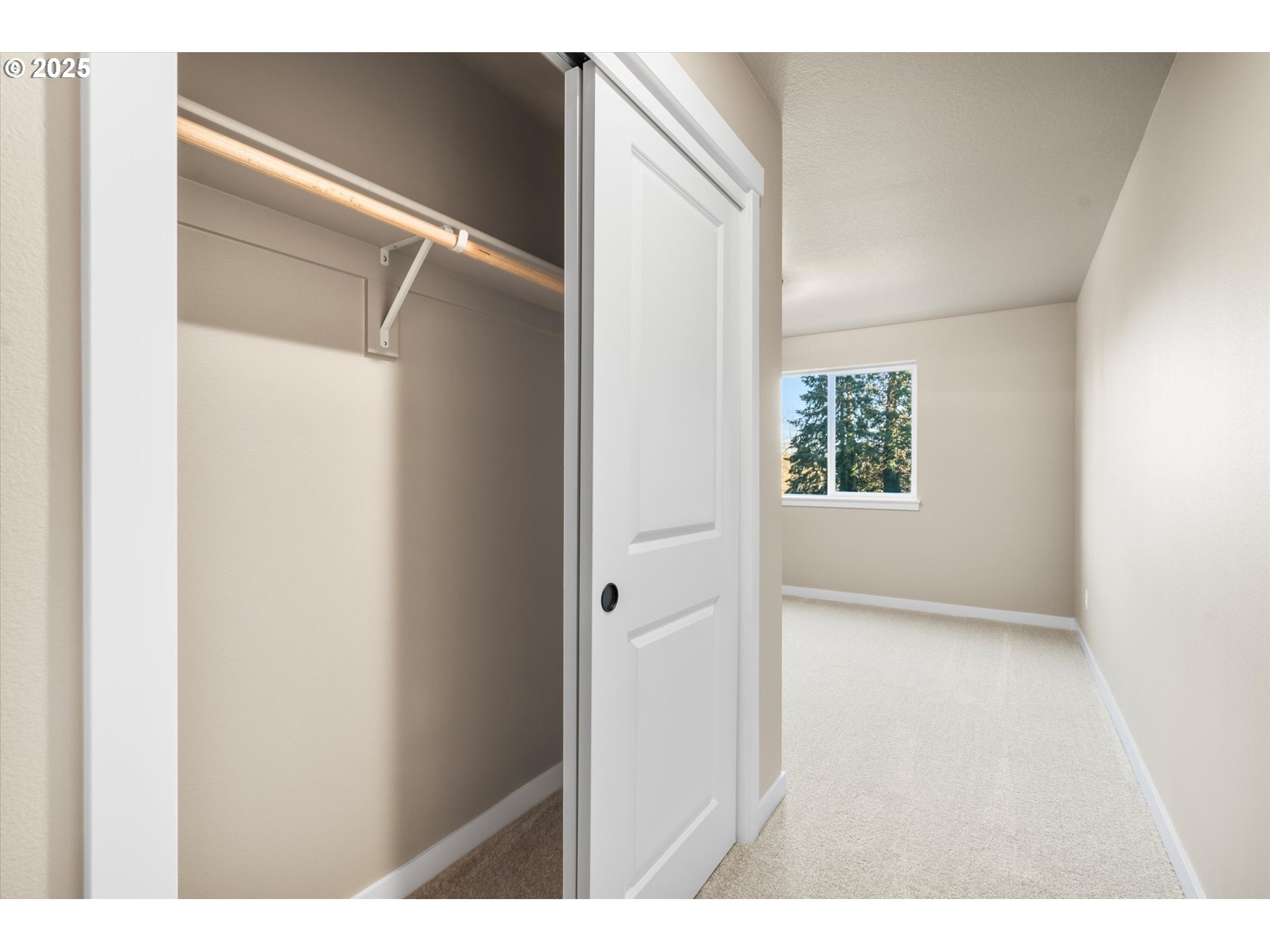 Photo #20: 102802734 Listing: Photo #20