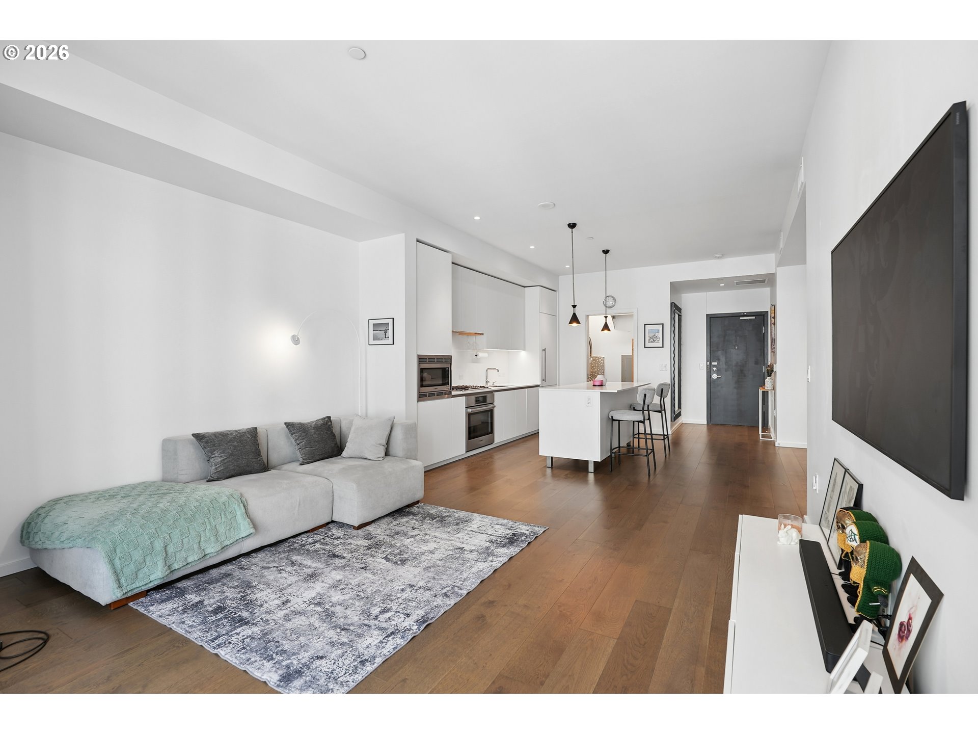 Photo #10: 102958956 Listing: Photo #10