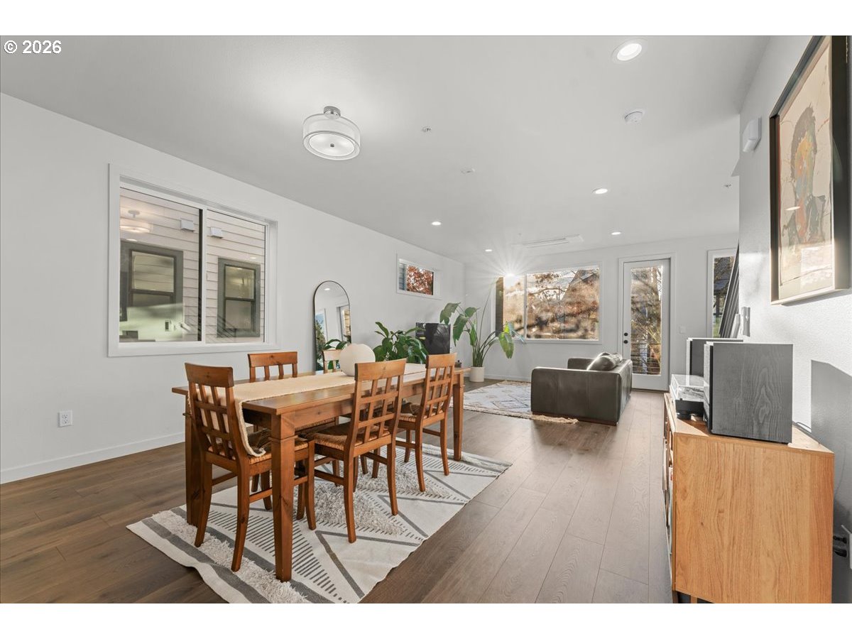 Photo #9: 103036235 Listing: Photo #9