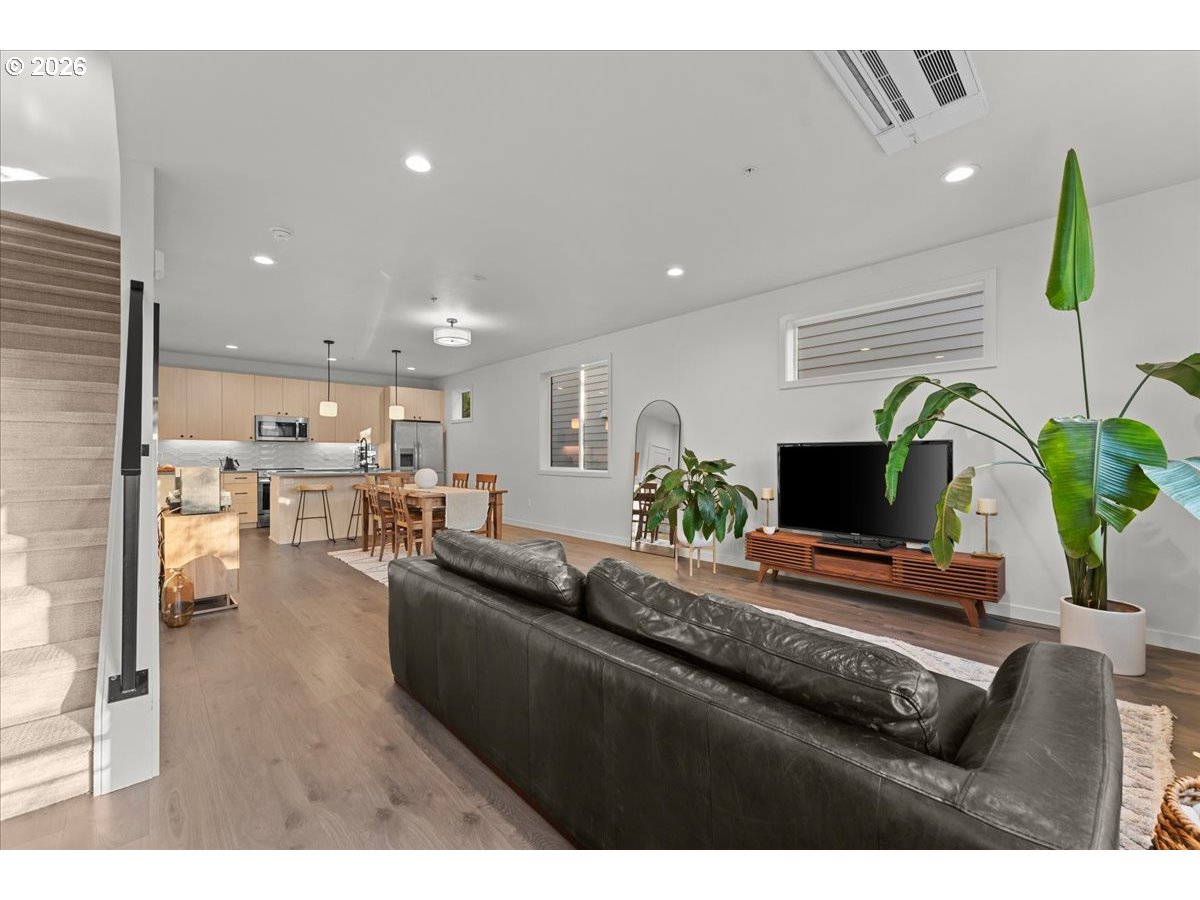 Photo #13: 103036235 Listing: Photo #13