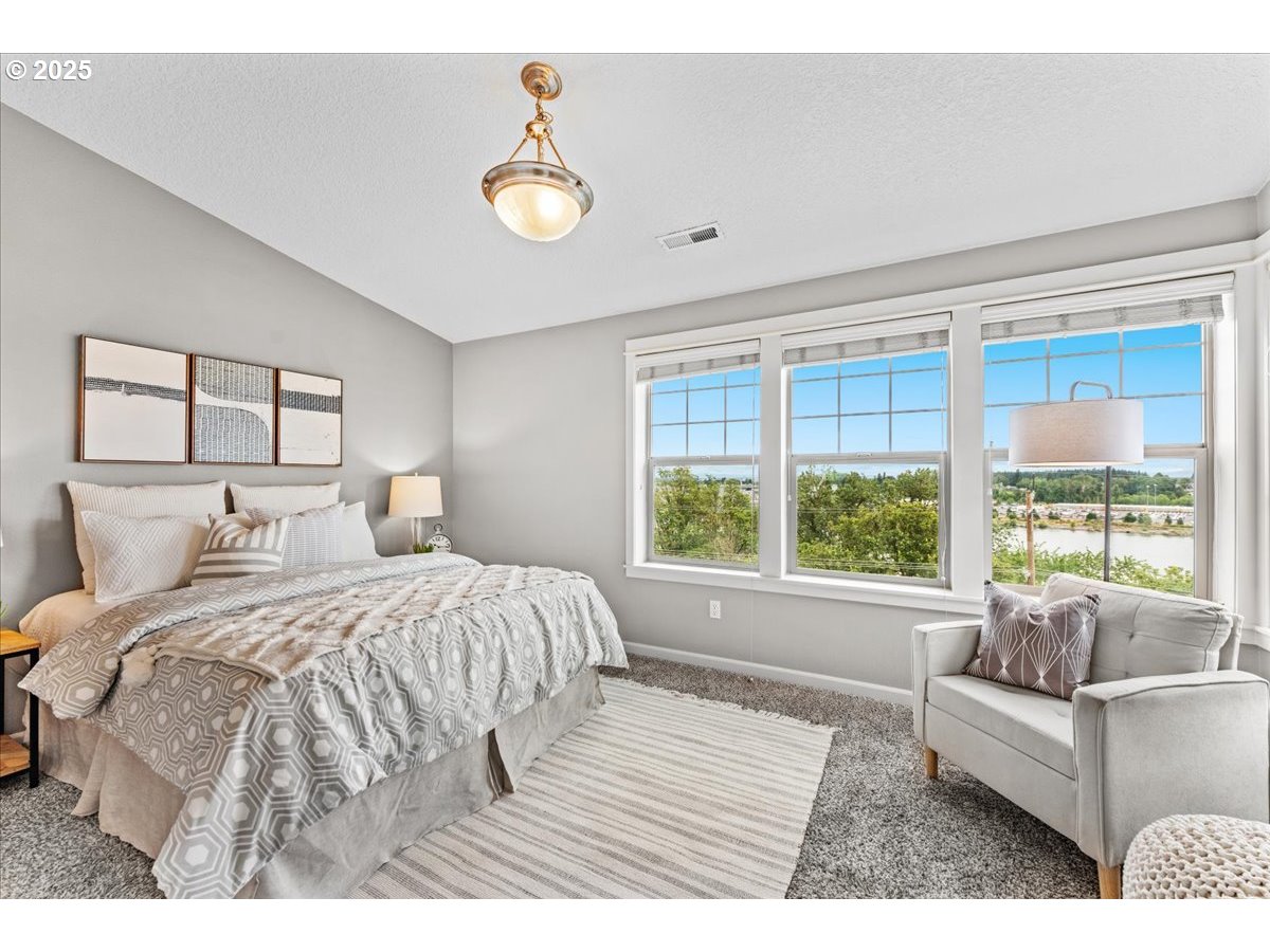 Photo #11: 103185818 Listing: Photo #11