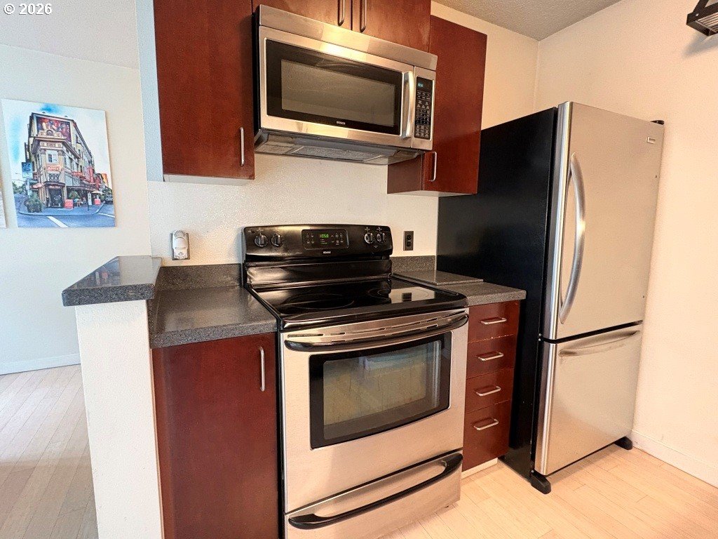 Photo #7: 103495234 Listing: Photo #7